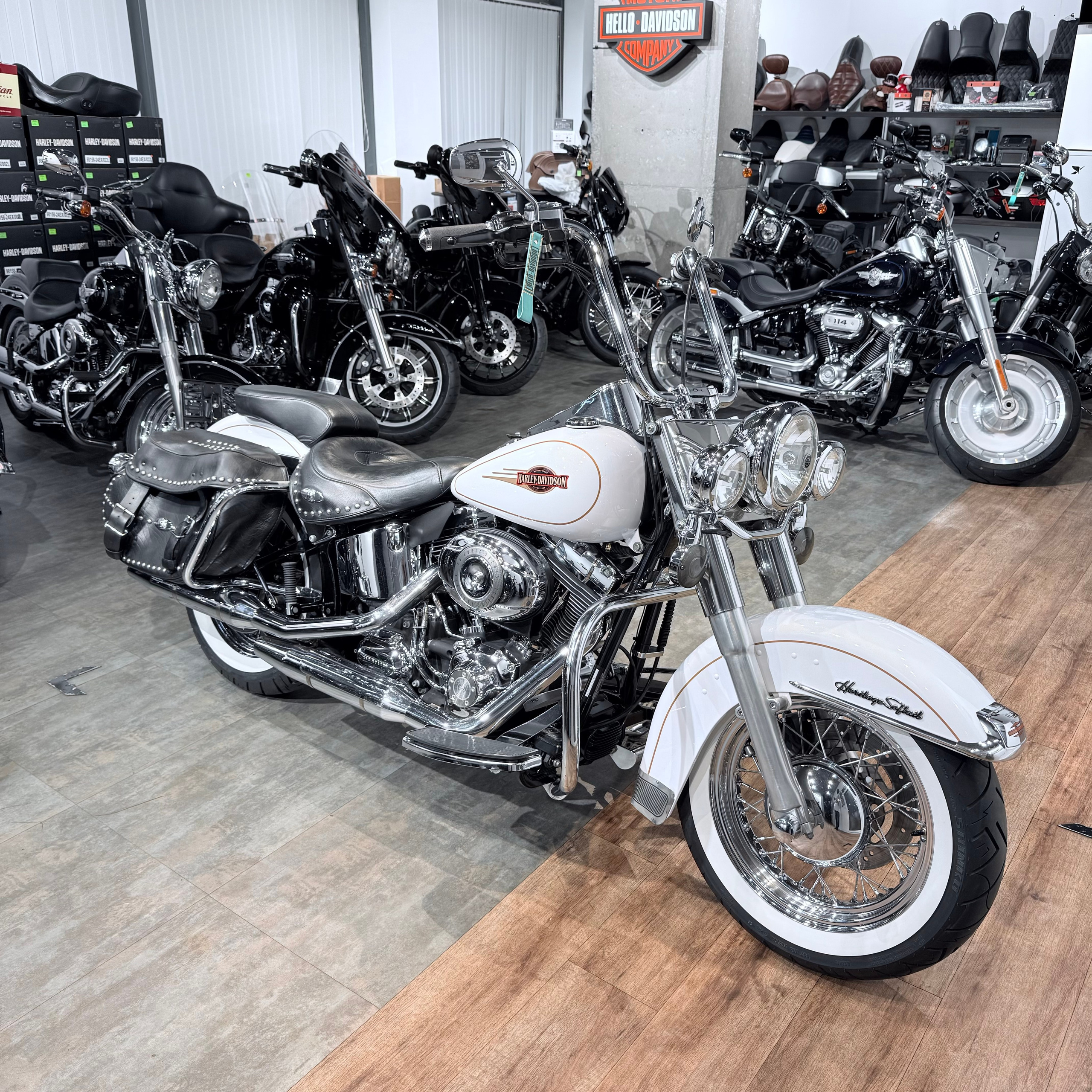 2007 Softail Heritаgе 96 Whitе Pearl. Hello Davidson, Москва. Только хорошие мотоциклы…