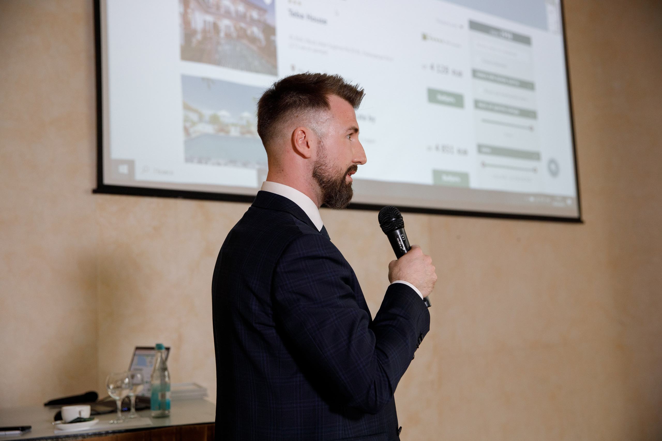 Конференция «Русский экспресс». Фотограф во Владикавказе Юрий Геворгизов