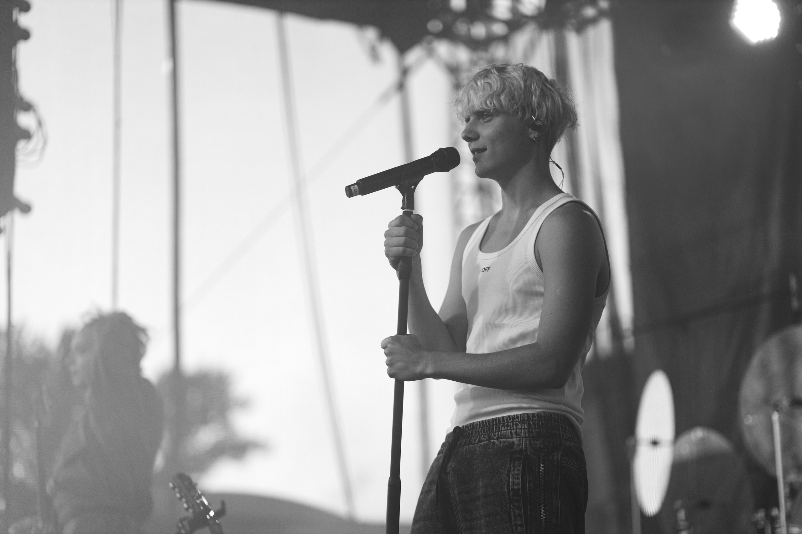 Ваня Дмитриенко в Roof Place. Портретный и свадебный фотограф в Санкт-Петербурге Александра Флотская