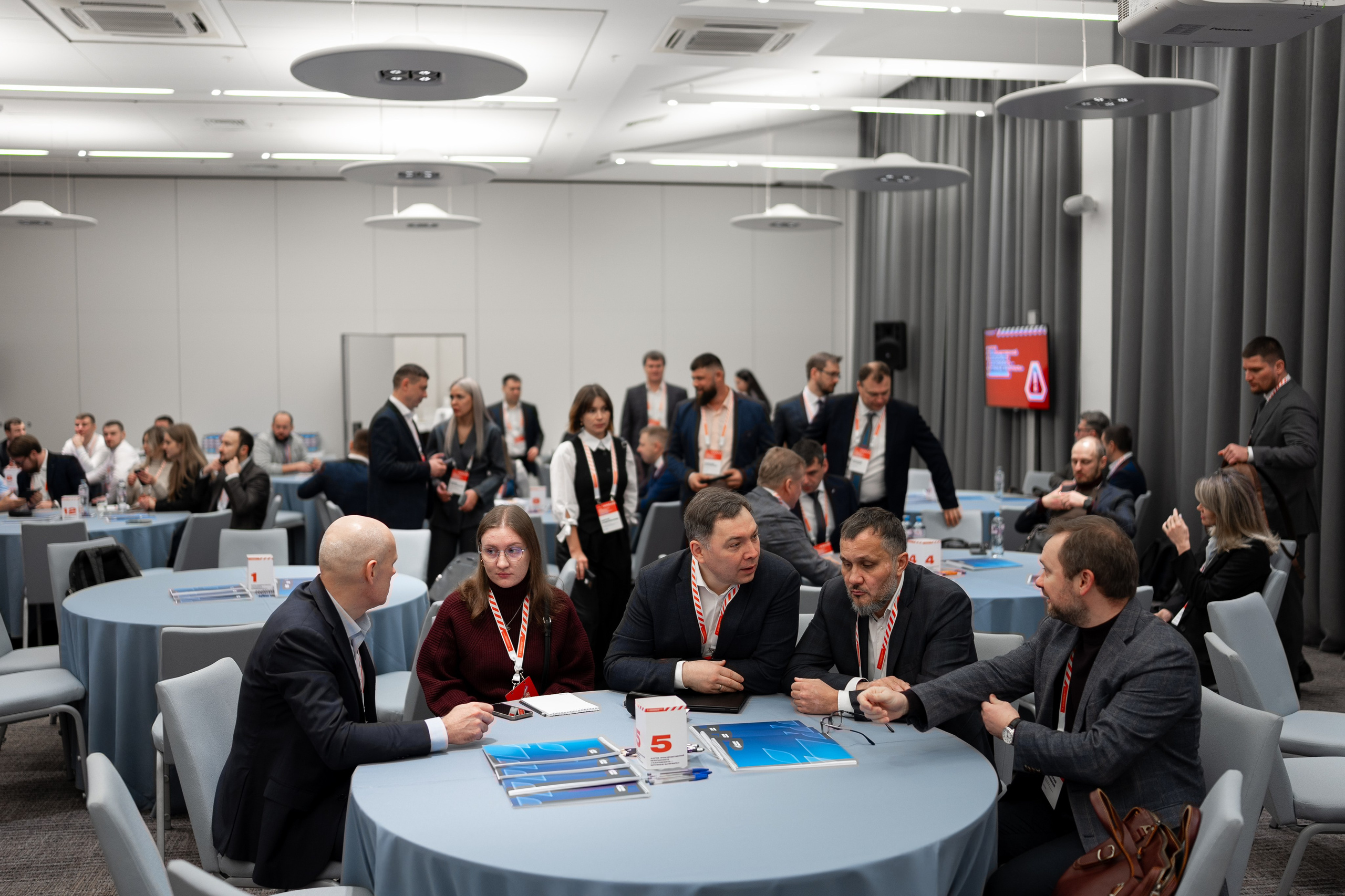 «ГАЗПРОМНЕФТЬ — БИТУМНЫЕ МАТЕРИАЛЫ» ФОРУМ ПРОИЗВОДСТВЕННОЙ БЕЗОПАСНОСТИ. Свадебный и семейный фотограф в Санкт-Петербурге Дмитрий Панин