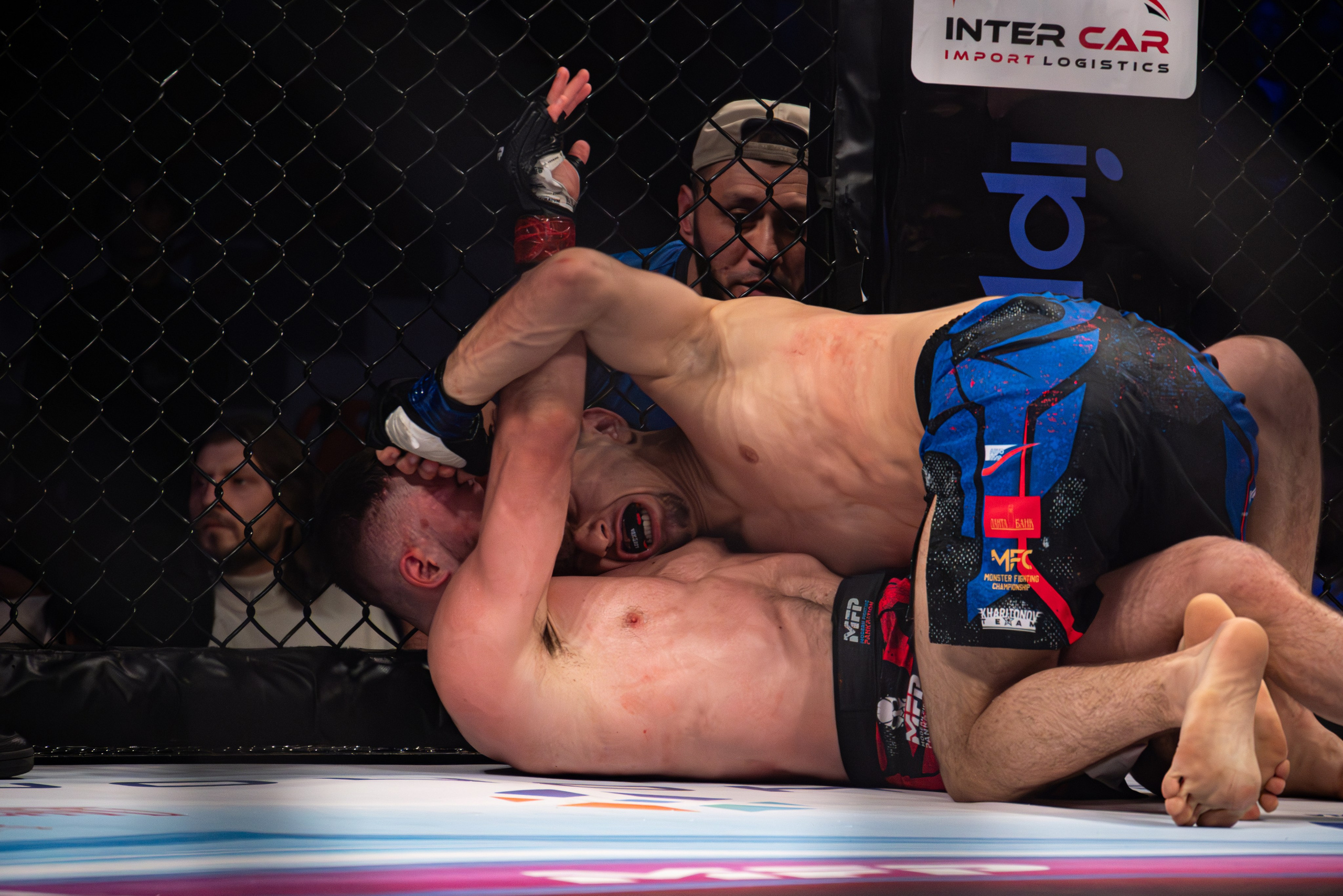 ПАНКРАТИОН. Репортажный фотограф Владислав Остерман