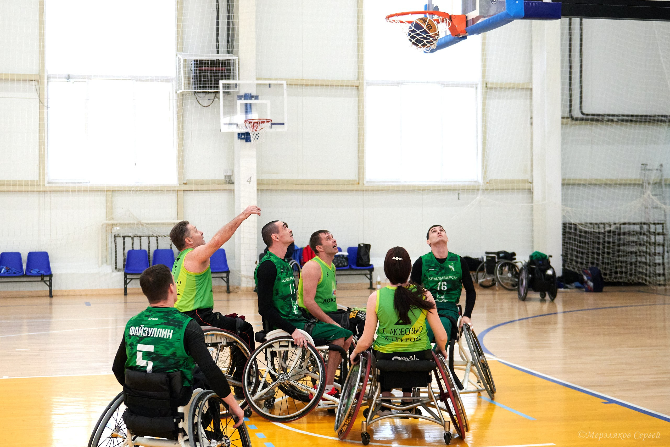 X традиционный Рождественский турнир по баскетболу на колясках. Ижевск. Спортивный репортажный фотограф в Ижевске Сергей Мерзляков