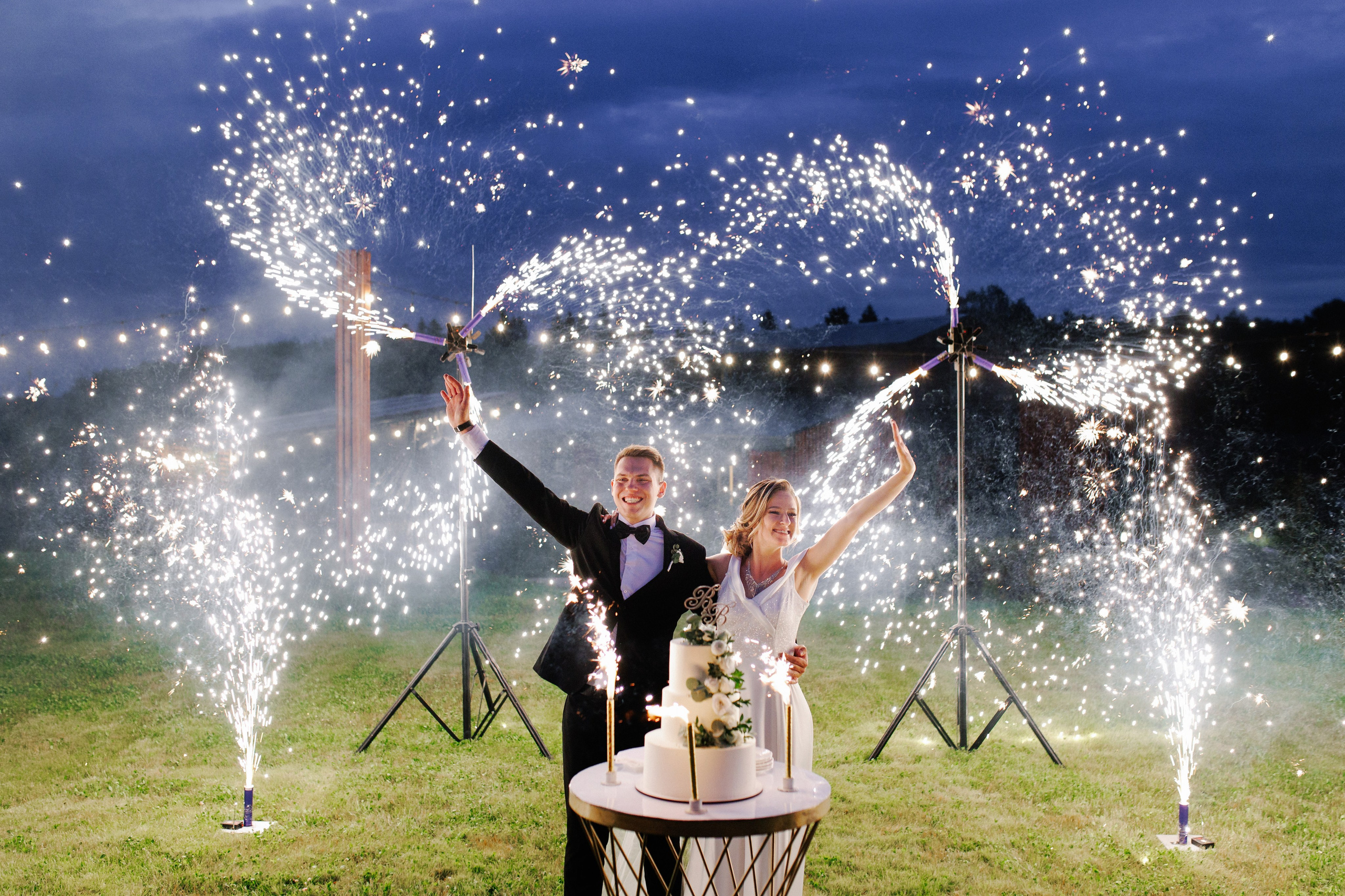 Свадебная фотосессия и банкетная часть в усадьбе СПБ. Свадебный фотограф СПБ