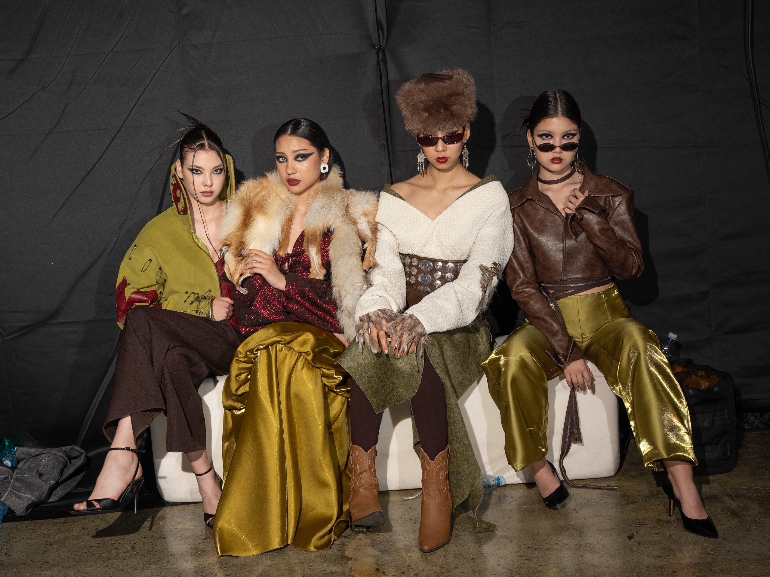 Visa Fashion week Almaty Backstage Day 3. Сайт Алматинского НЮ АРТ, будуар и фэшн фотографа Дениса Карпенко