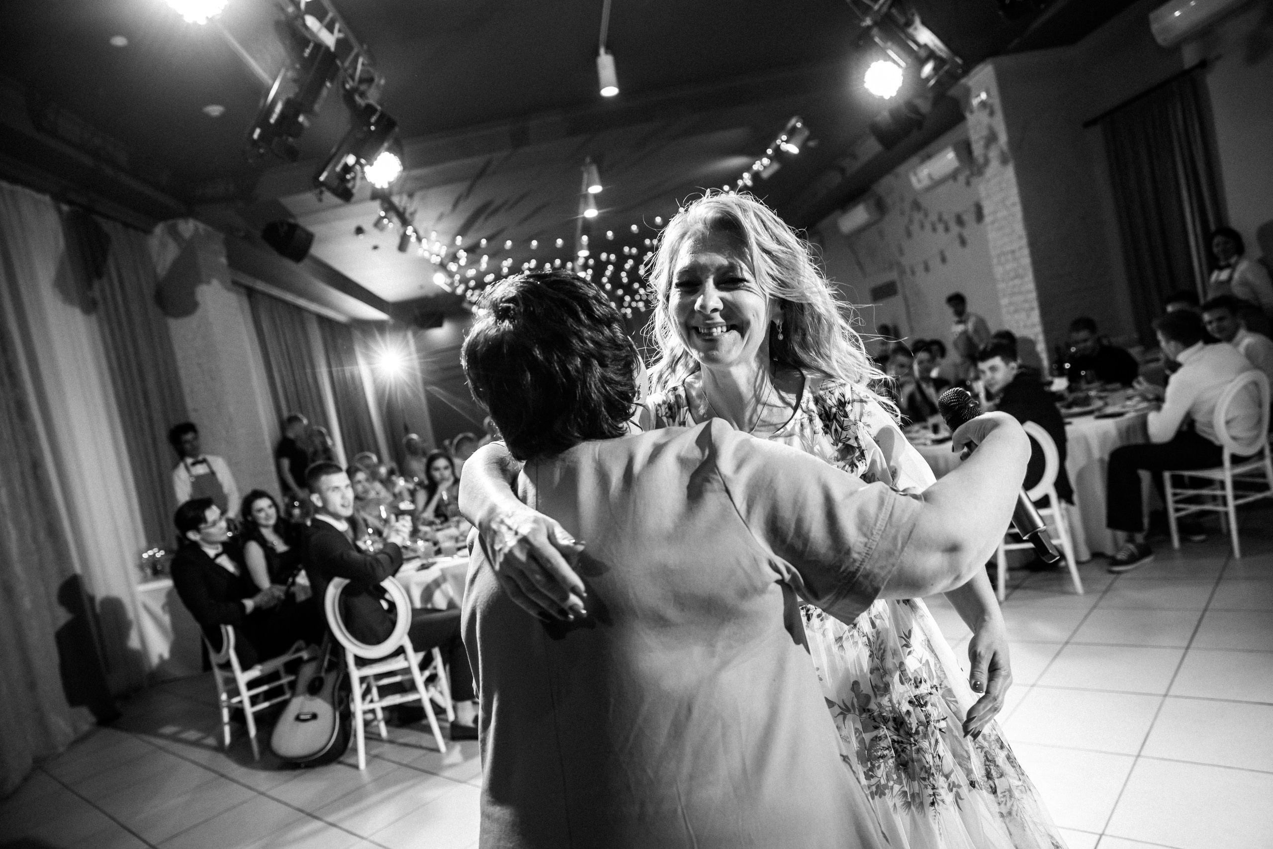 2023-06-23 Выпускной МБОУ СОШ № 10. Фотограф в Красноярске