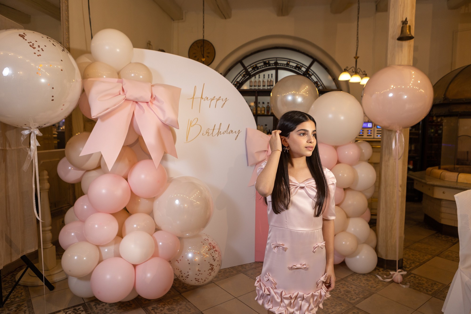 День Рождения Софьи и Лизы в ресторане «Ностальгия». Фотограф в Оренбурге. Профессиональный фотограф