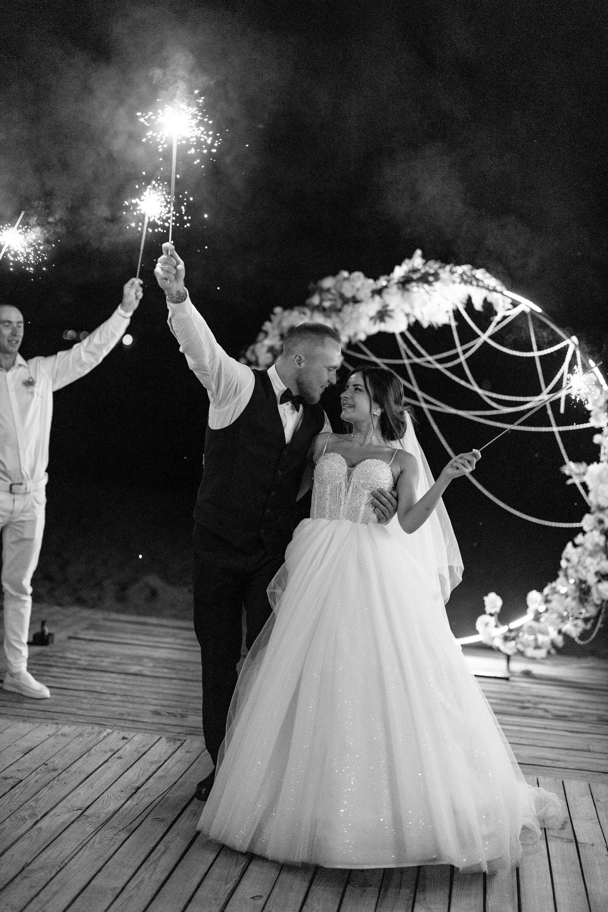 СВАДЕБНЫЕ ЭФФЕКТЫ «ФЕНИКС»