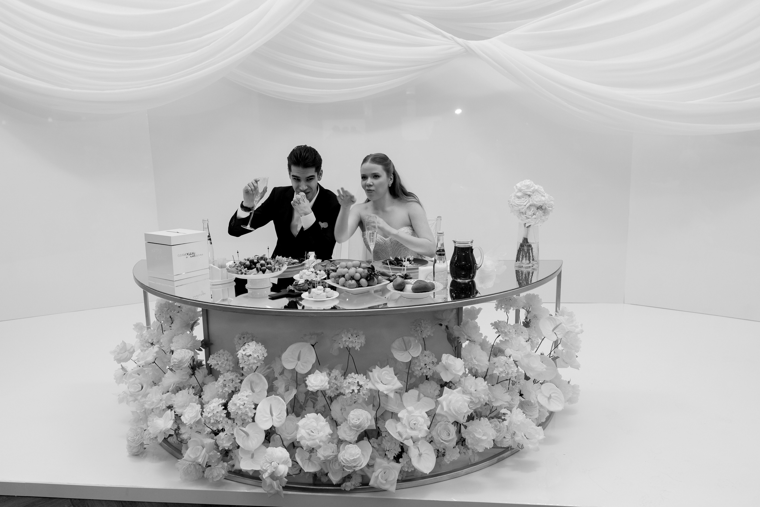 СЬЕМКА СВАДЕБНОГО БАНКЕТА (СНЯТО В СИБИРЕ В НИЖНЕВАРТОВСКЕ). Профессиональный фотограф, Санкт-Петербург — Виктория Богомолова