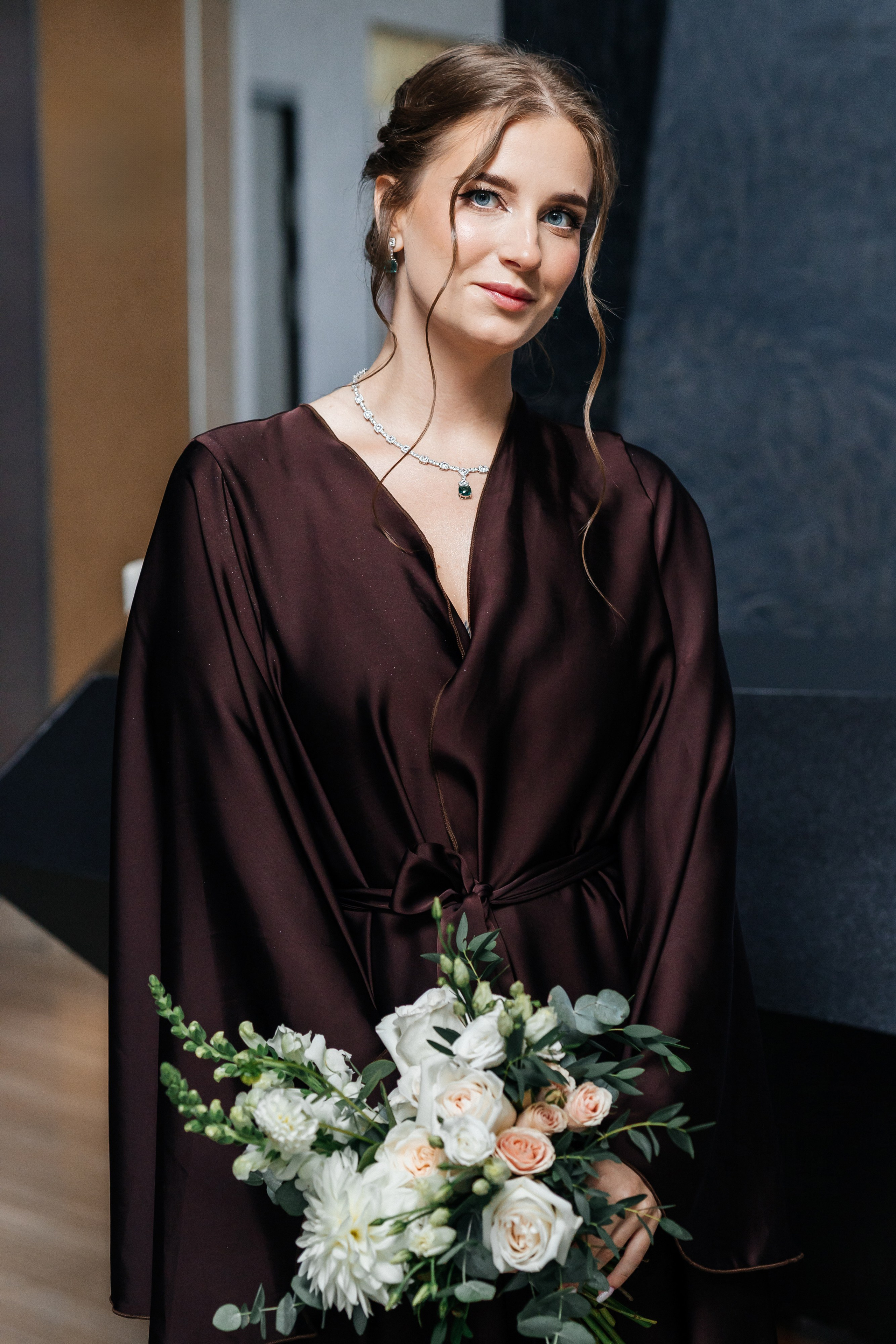 Свадебная прогулка на корабле. Олег Сверчков | Свадебный фотограф Вологда