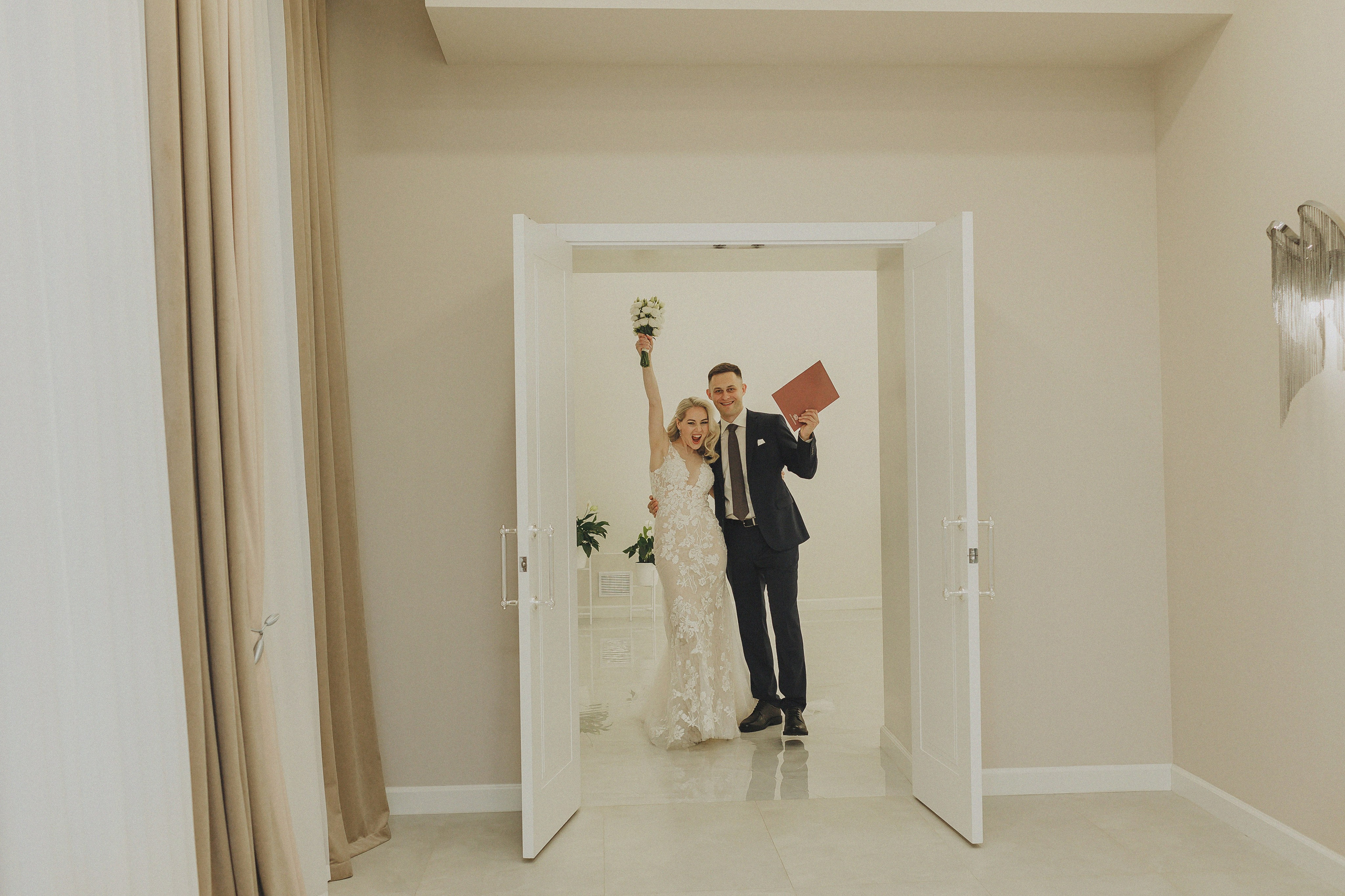 Свадебная фотосессия в Таганском ЗАГСе и Кусково. Фотограф в Москве и Люберцах Анна Ушакова