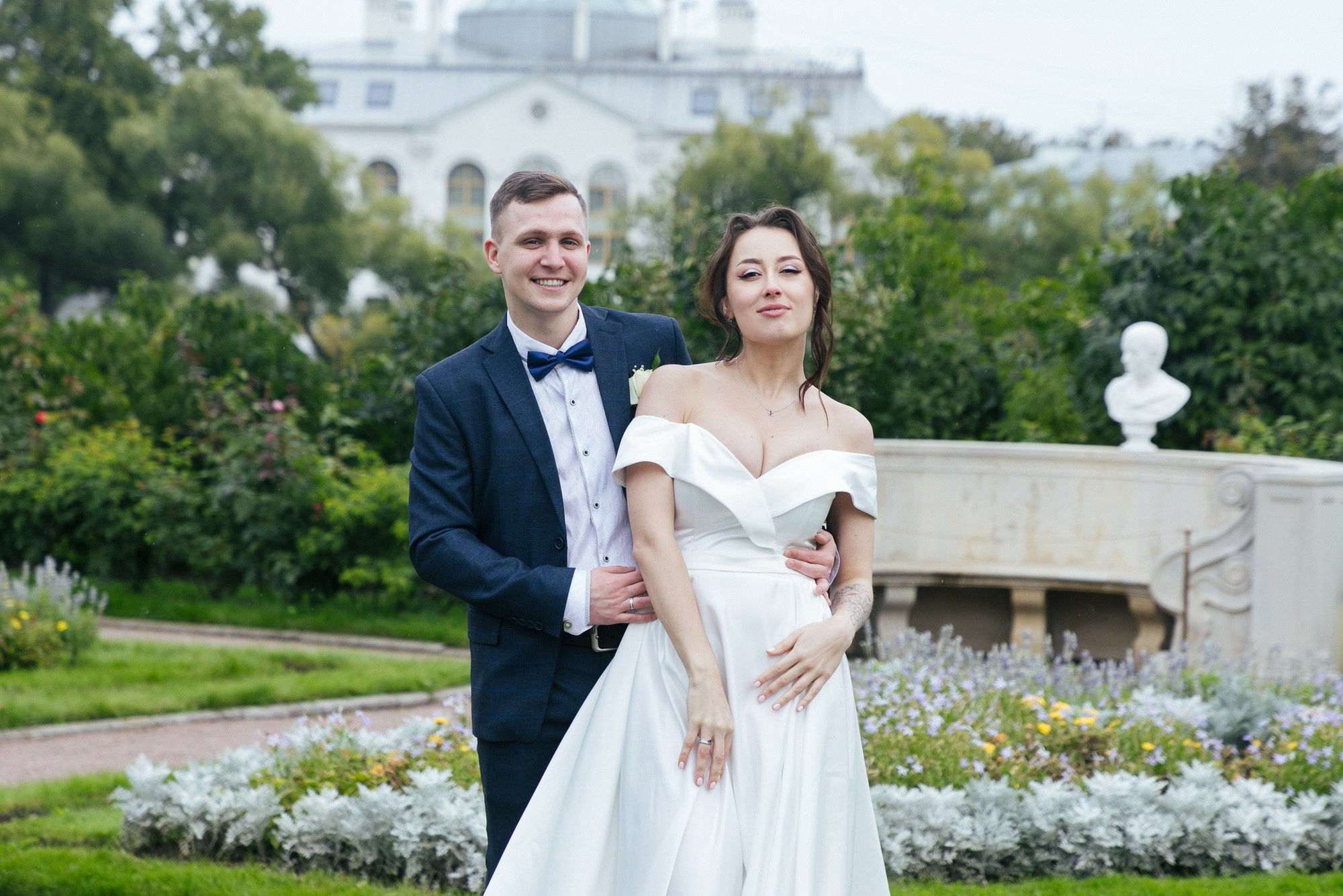 свадебная съемка в петергофе, найти фотографа на свадьбу, свадебный фотограф, свадебное платье купить, свадебный салон, свадебные кольца