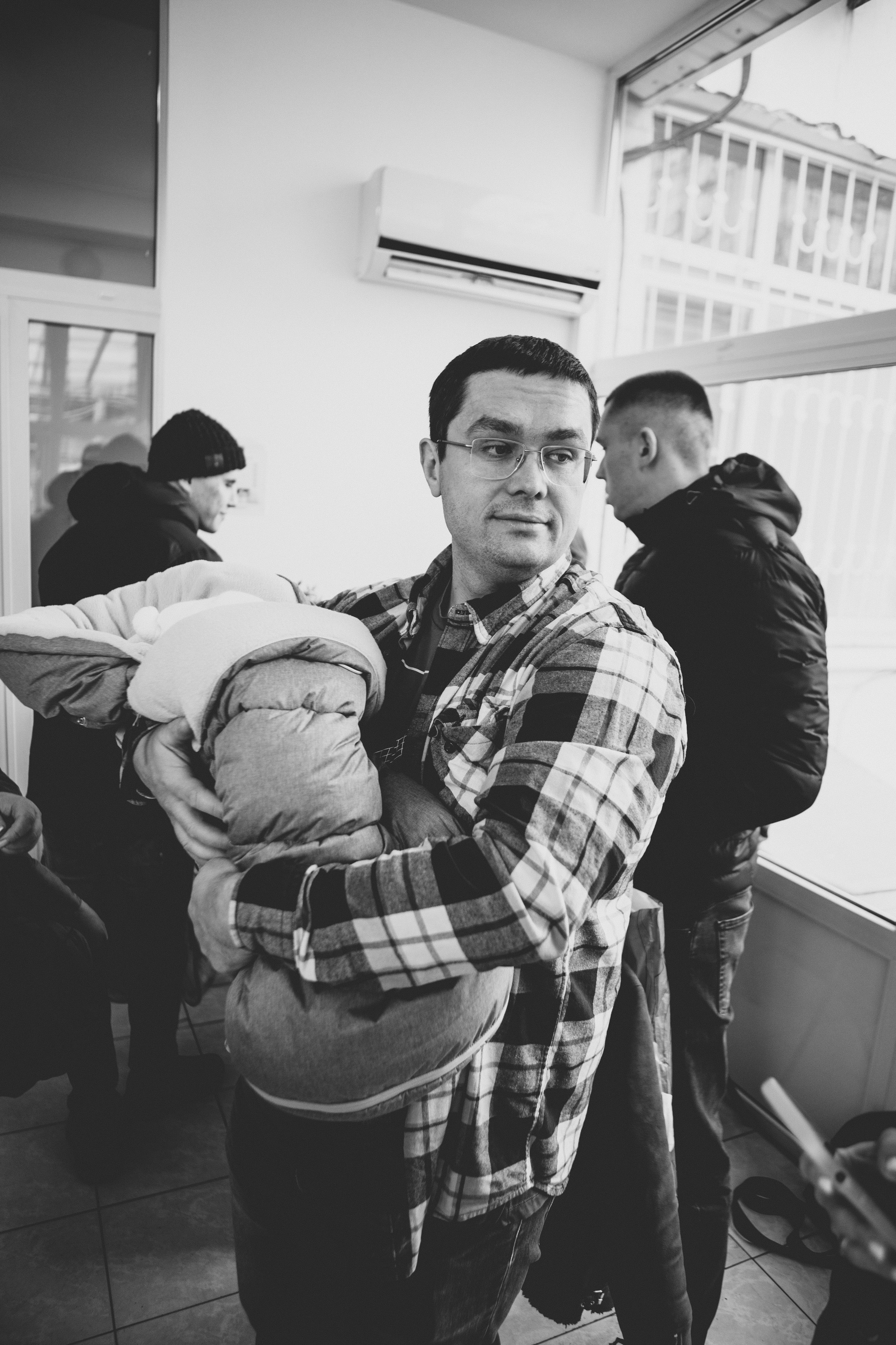 Выписка Миши. Семейный фотограф и фотограф на роды в Ростове-на-Дону Мухина Виктория