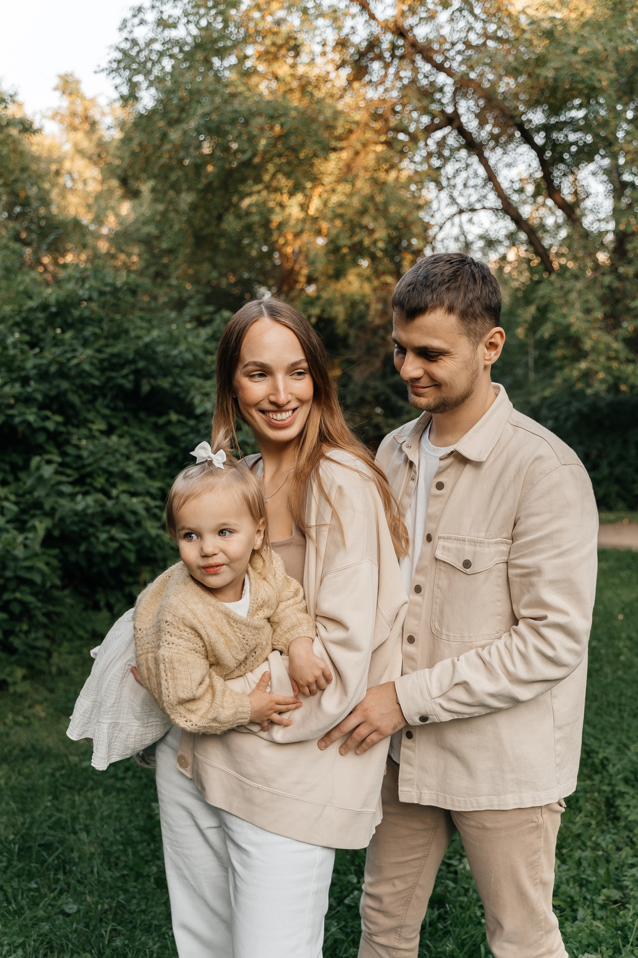 Лёша, Ксюша и Вика. Волик Мария