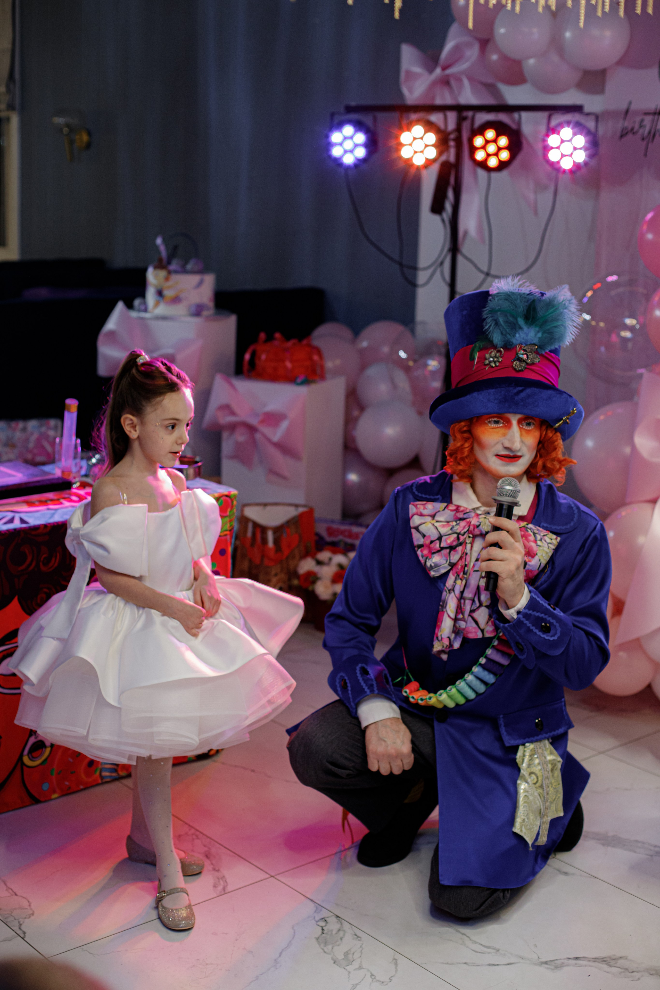 ASIA'S BIRTHDAY PARTY. Photokarish