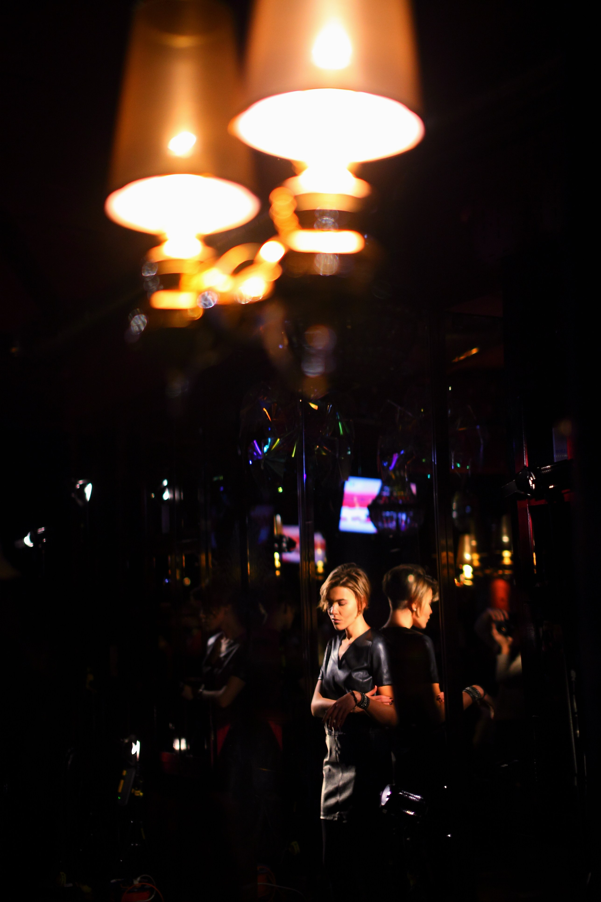 Портретная съемка девушки в кафе. Свадебный и репортажный фотограф в Ярославле и Санкт-Петербурге Роман Микрюков