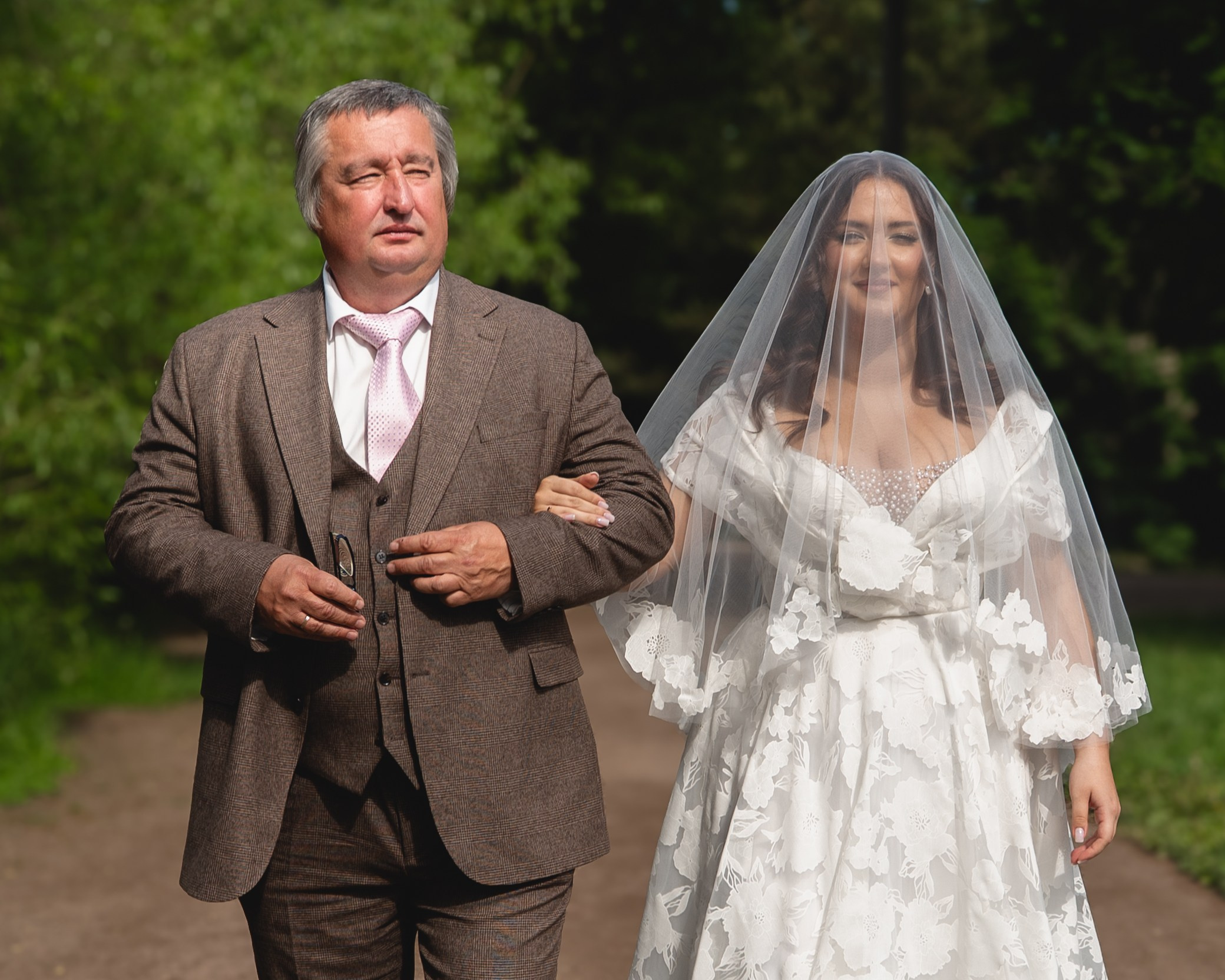 История в ЗАГСе Петергофа. Professional photoartist in St. Petersburg (wedding, reportage, portrait, model book, love story) Alexander Shvedov