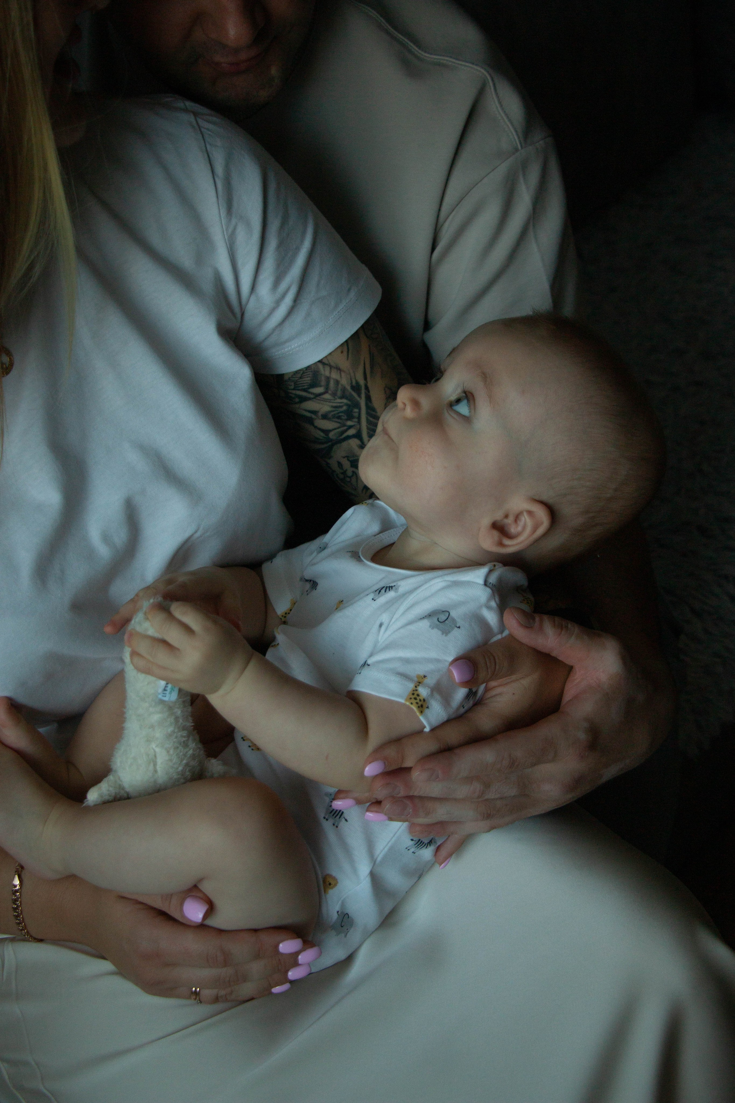 Артур, Вика и Роберт. Бережно сохраняю ваши чувства и истории на своих фотографиях