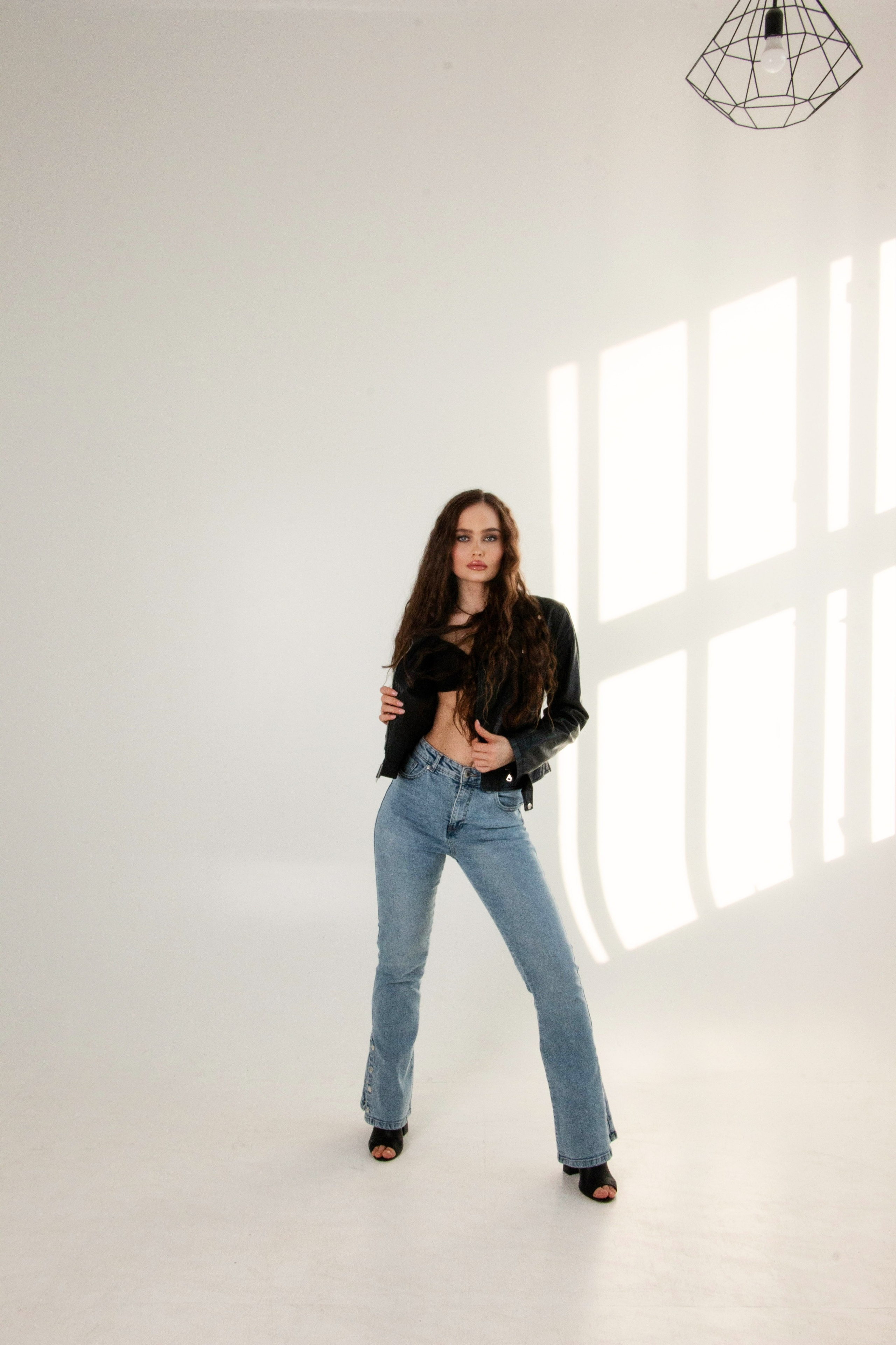 Алина. Бережно сохраняю ваши чувства и истории на своих фотографиях