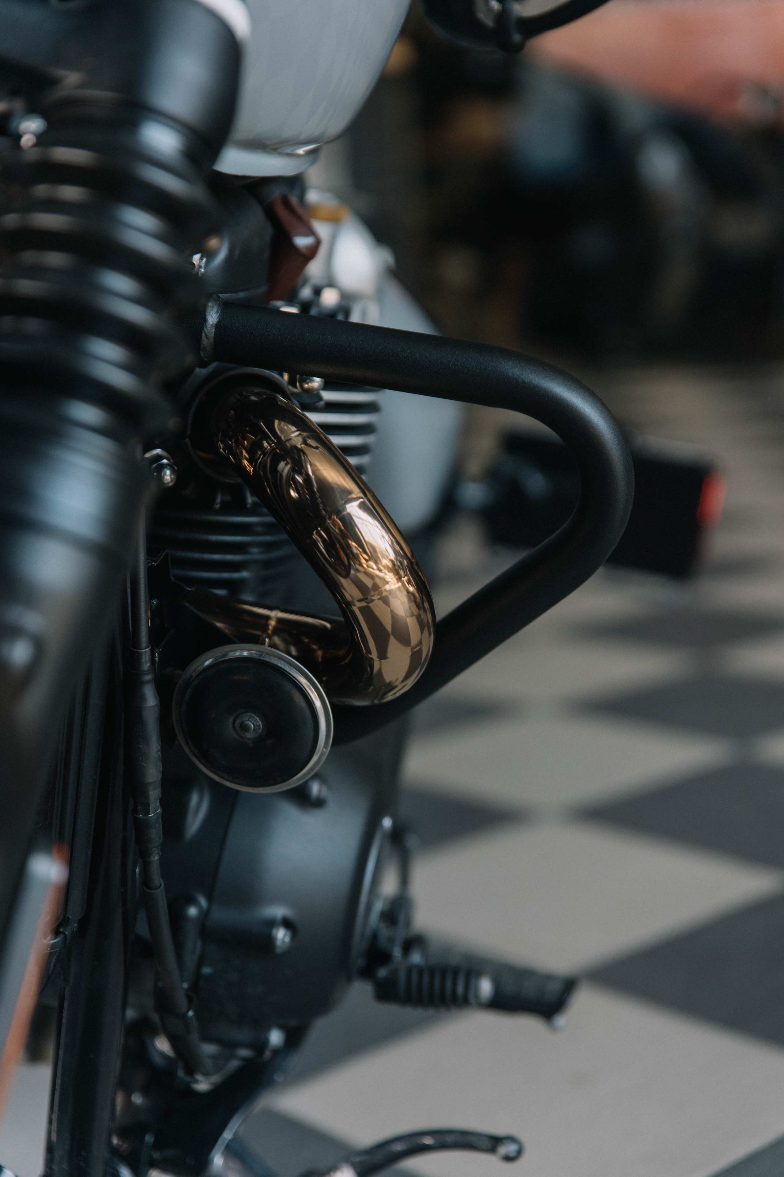 Triumph Bonnevilie Bobber. ......