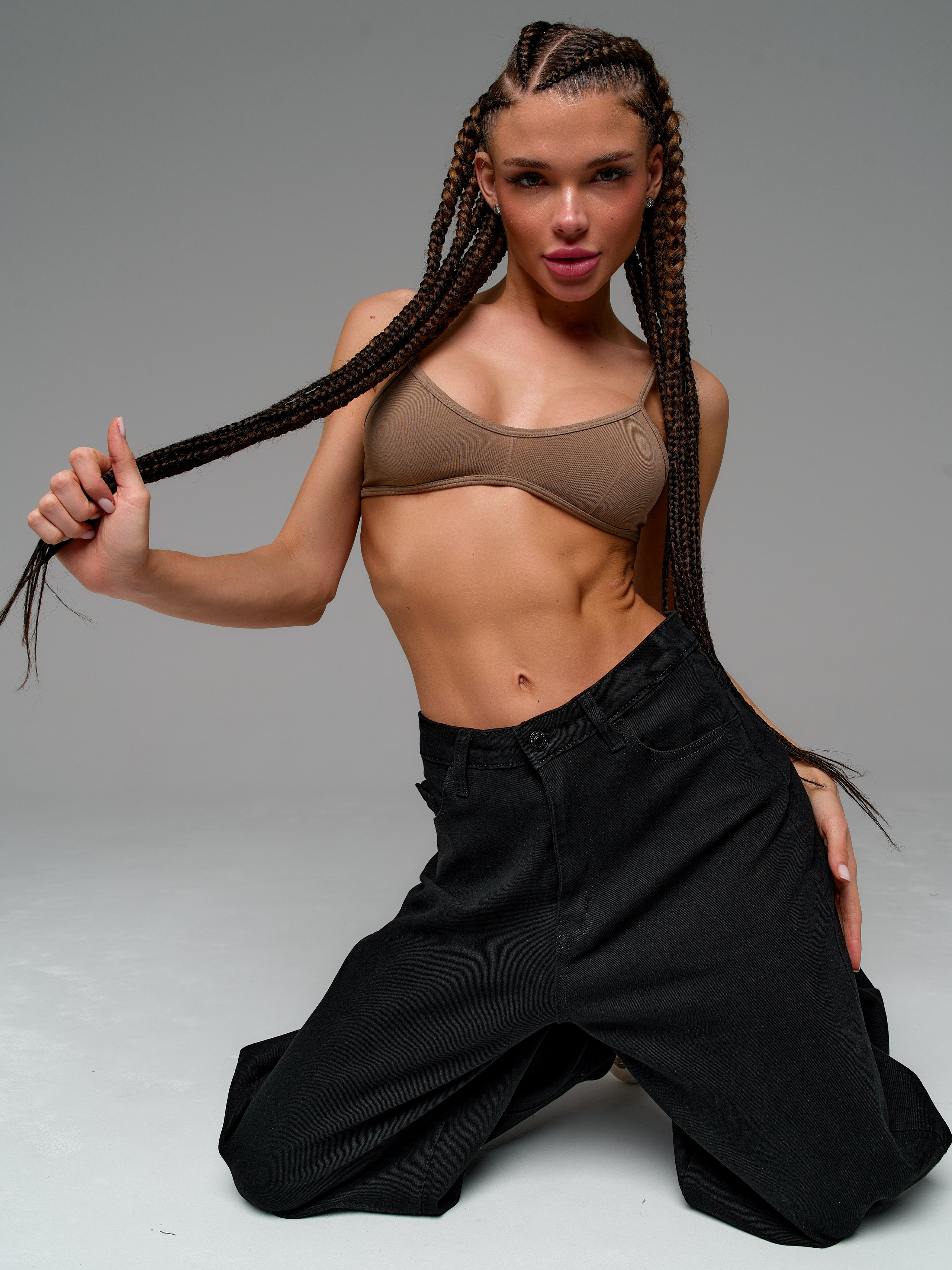 Джинсы. Фотограф для маркетплейсов в Москве