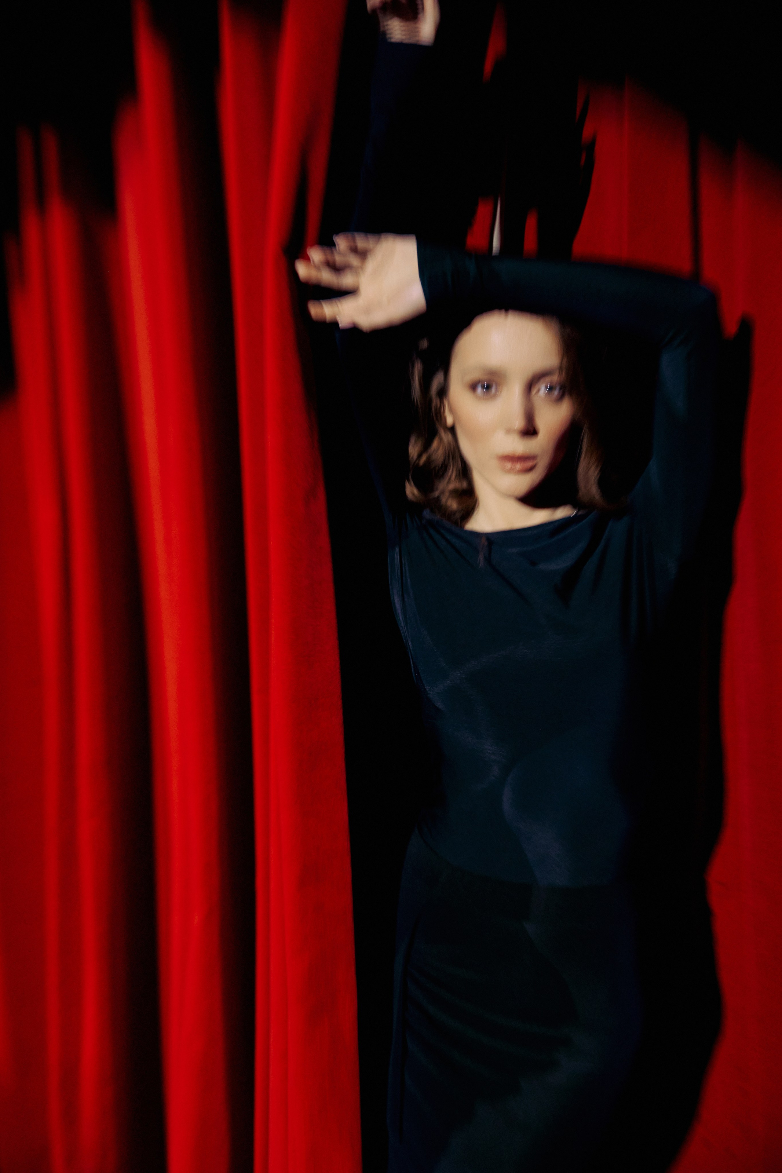 A MIRROR IS ONLY A HEART.preamble. Дмитрий Мазуркевич: Профессиональный Репортажный Фотограф