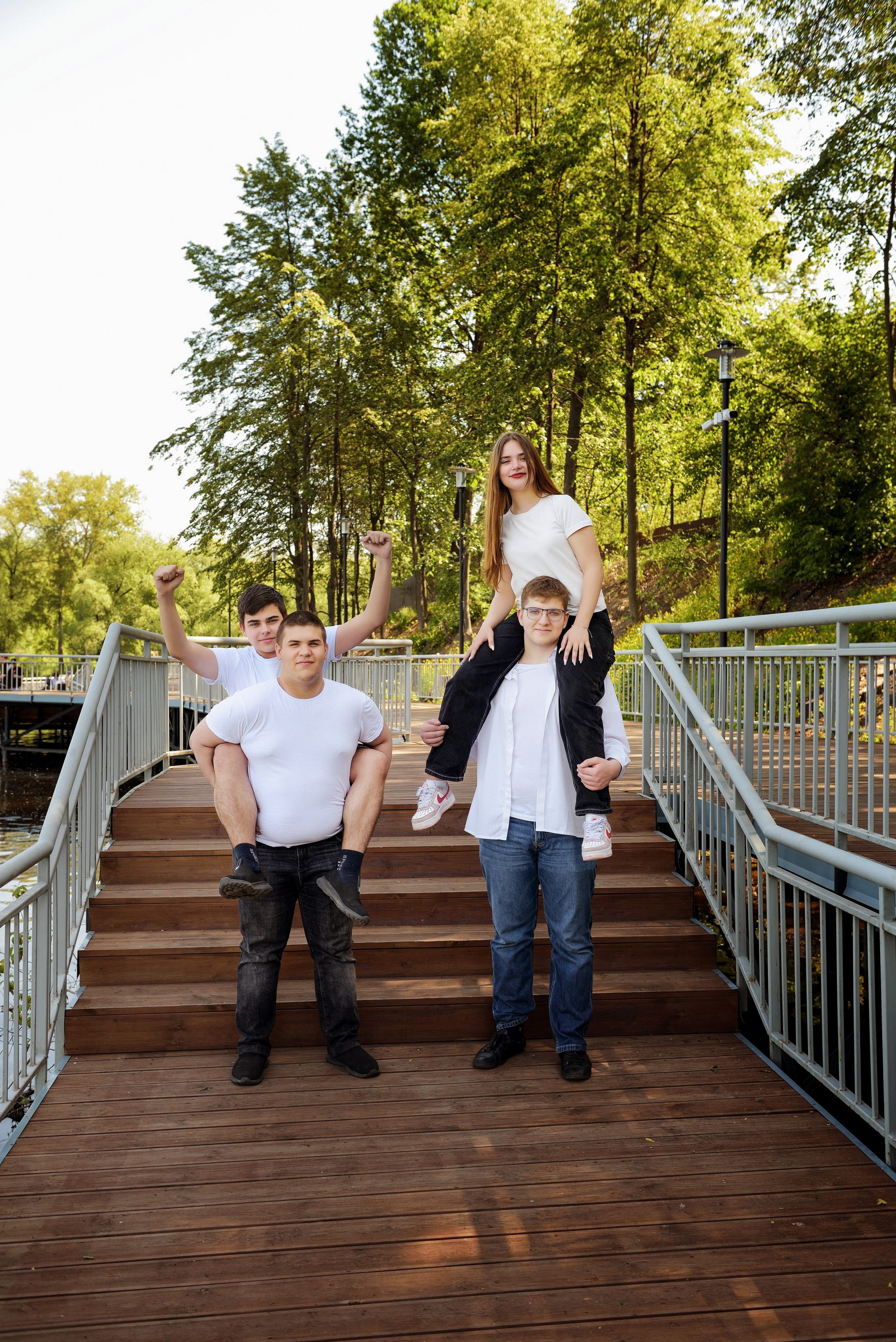 Съемка выпускной 9 класс, альбомы. Детский фотограф в Долгопрудном и Москве