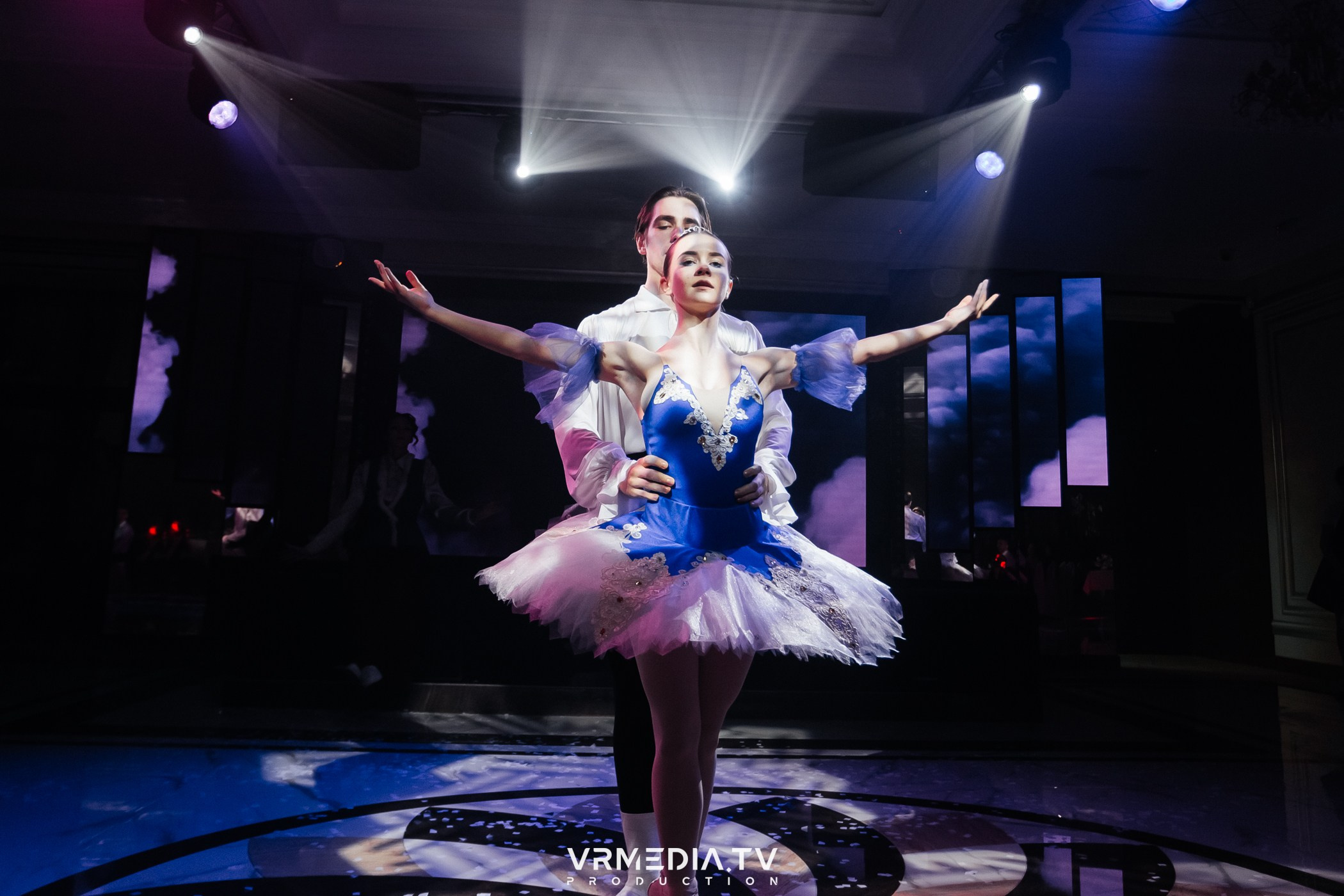 Новогодний вечер в ресторане «Лазурный Берег»