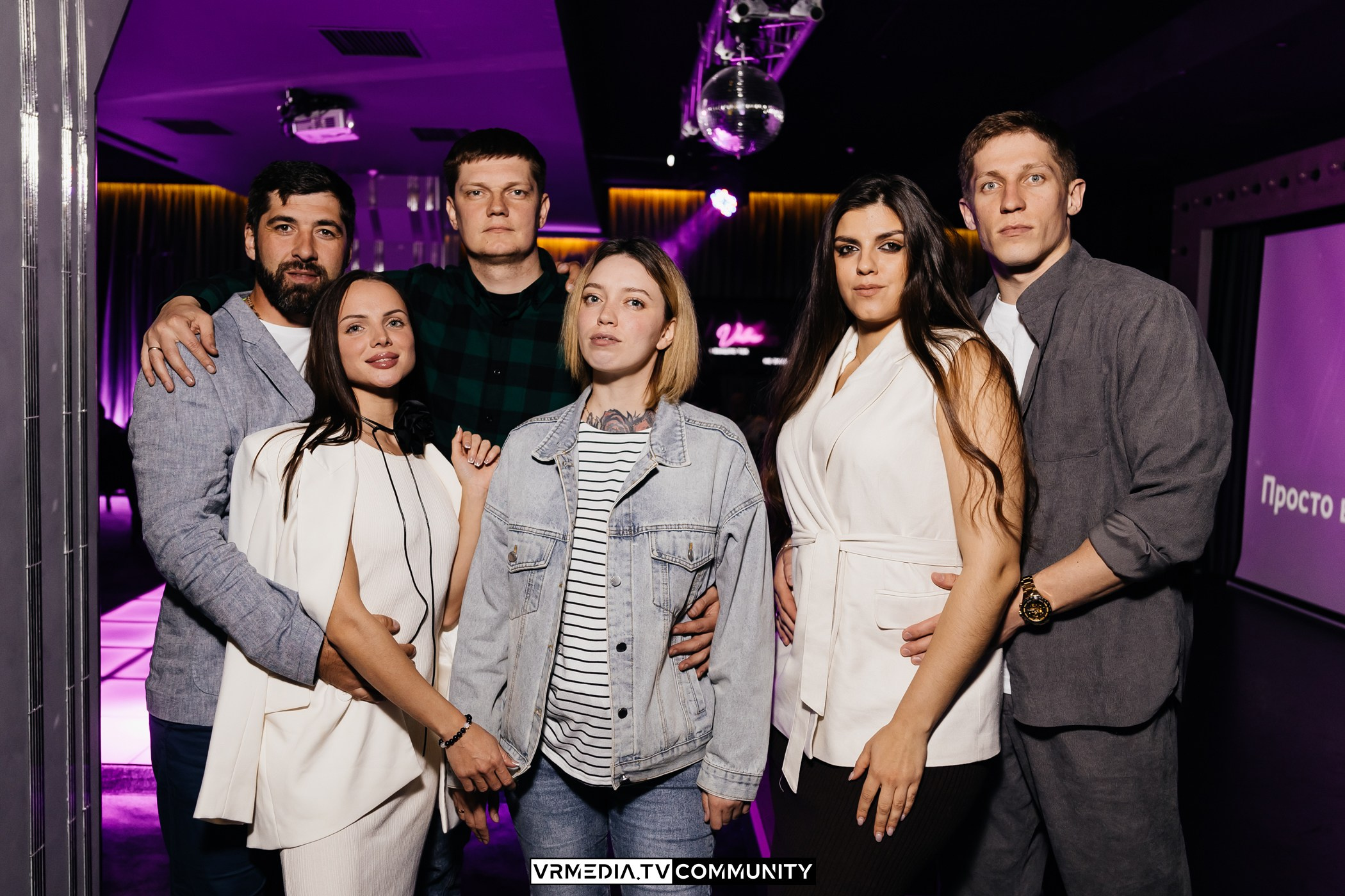 Караоке-бар «Volna»: Музыкальный трамплин в лето