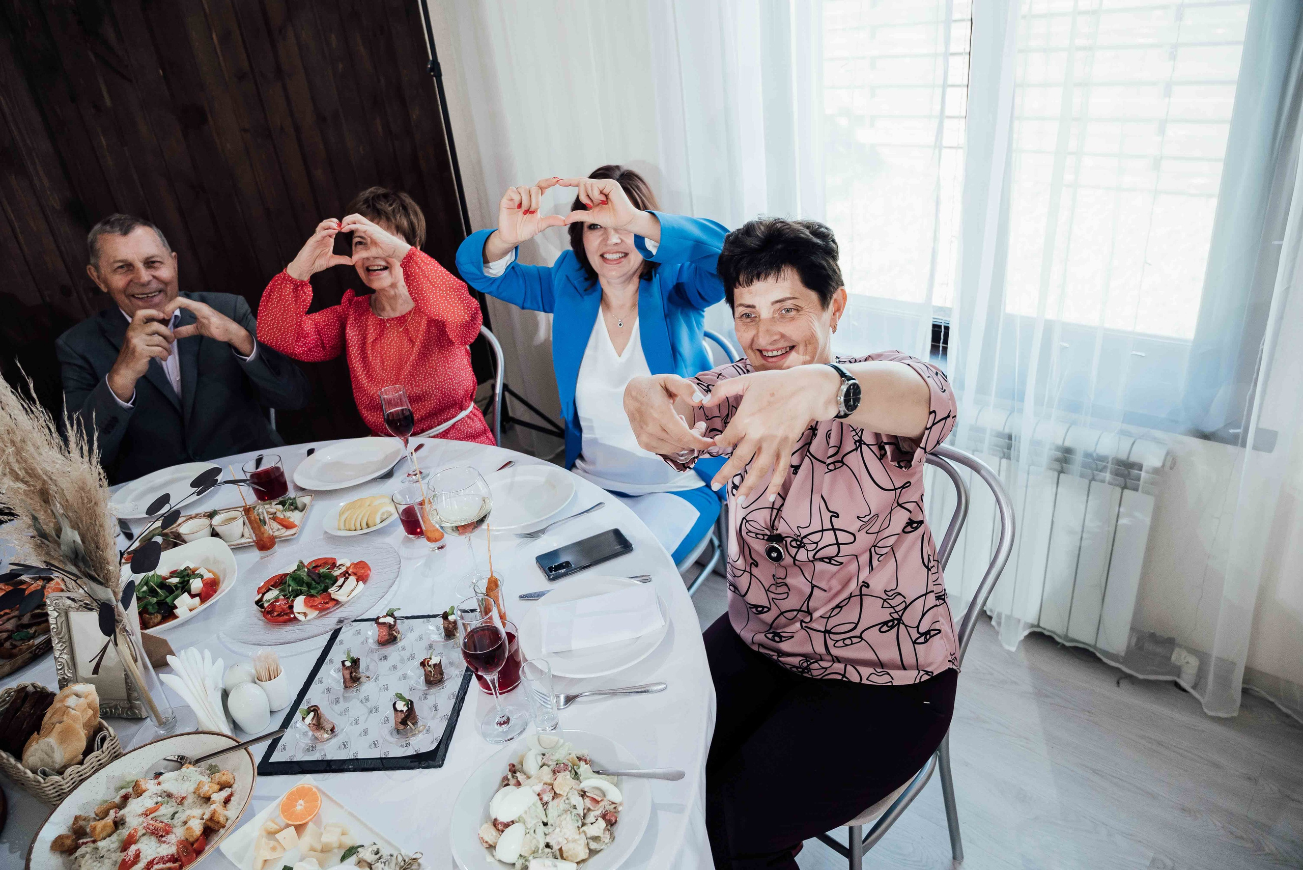 Саша и Катя. Тамара Власова