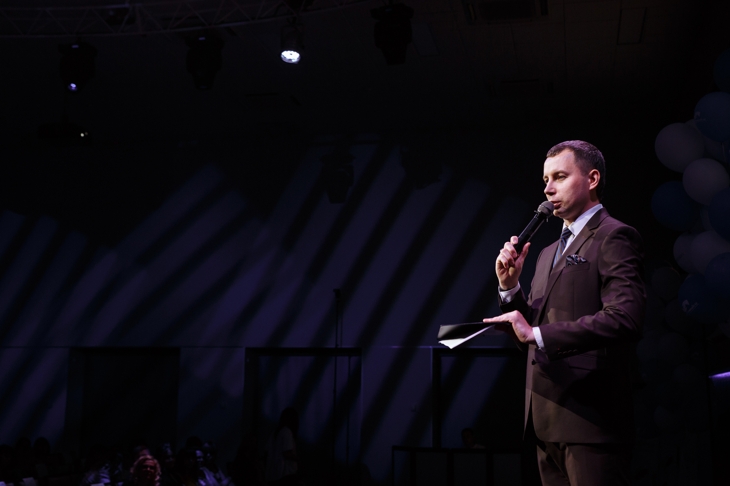 Мир оптики. Конференция в Volga hall. Свадебный и репортажный фотограф в Волгограде Антон Сидоренко