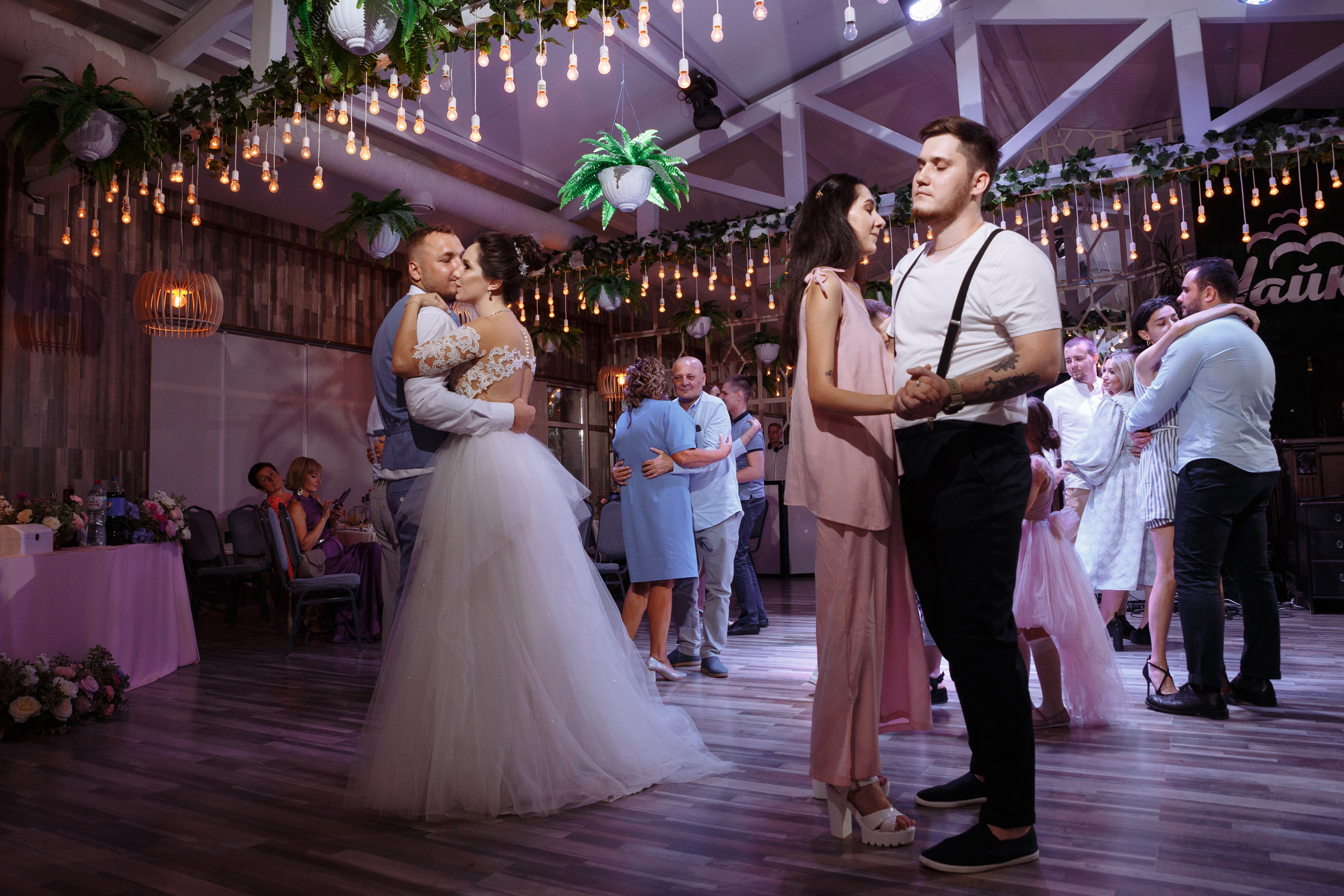 Илья и Виктория. Свадебный и репортажный фотограф в Волгограде Антон Сидоренко