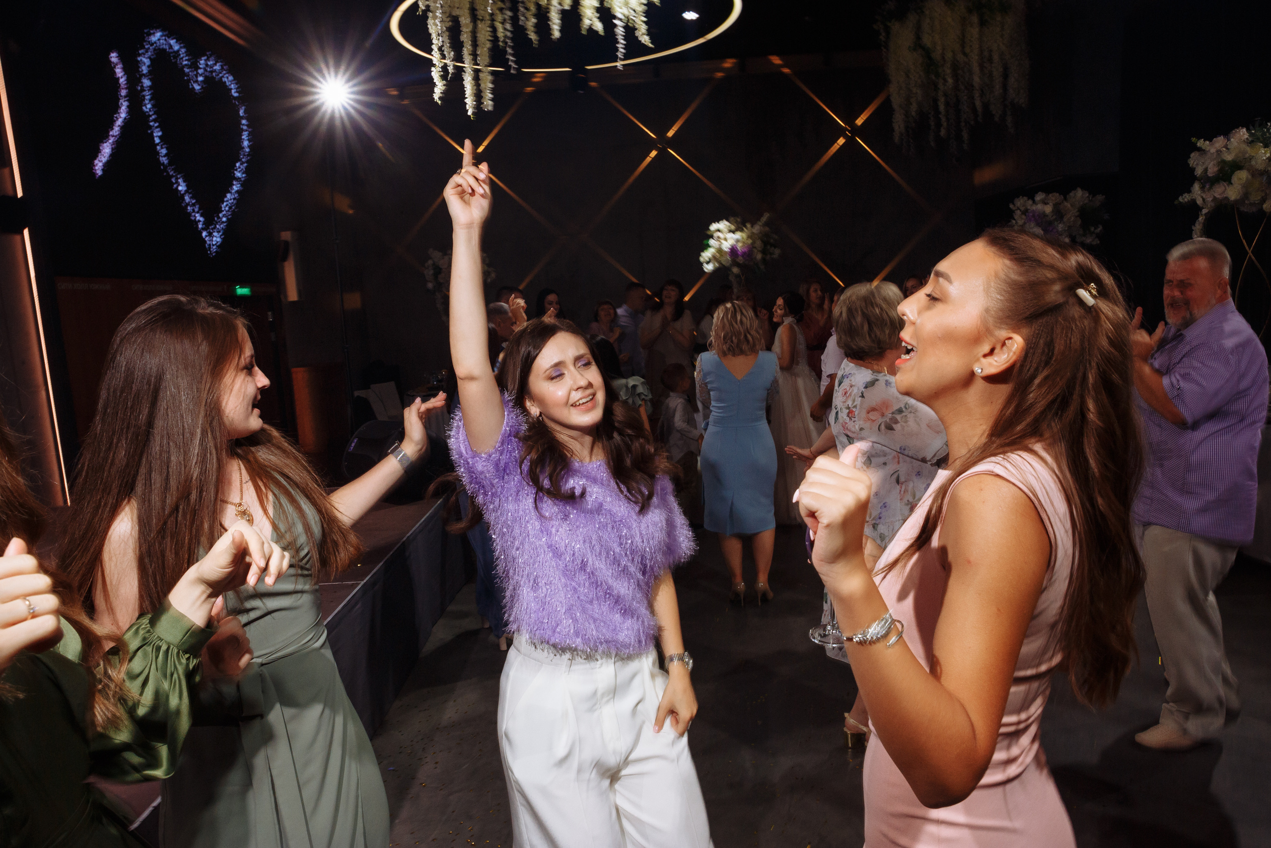 Андрей и Виктория. Свадебный и репортажный фотограф в Волгограде Антон Сидоренко