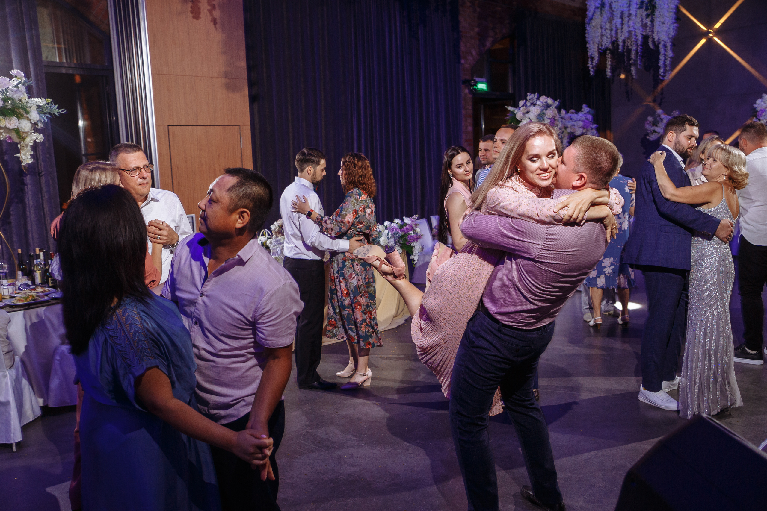 Андрей и Виктория. Свадебный и репортажный фотограф в Волгограде Антон Сидоренко