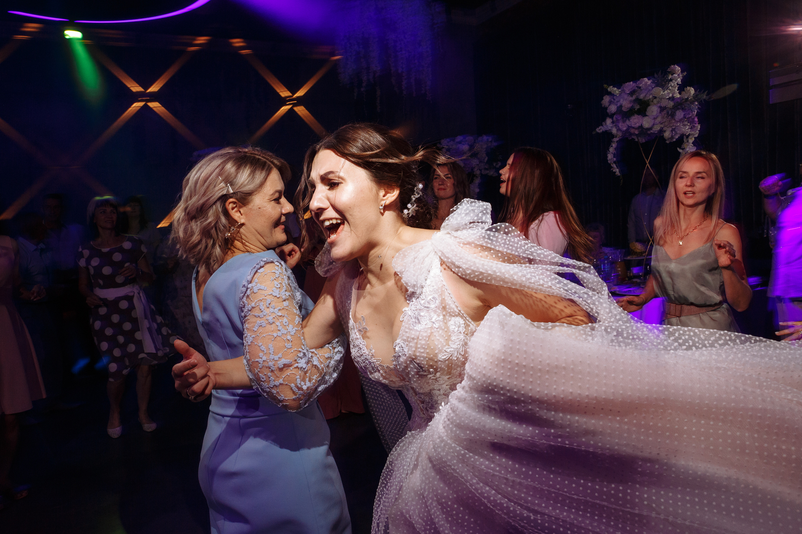 Андрей и Виктория. Свадебный и репортажный фотограф в Волгограде Антон Сидоренко