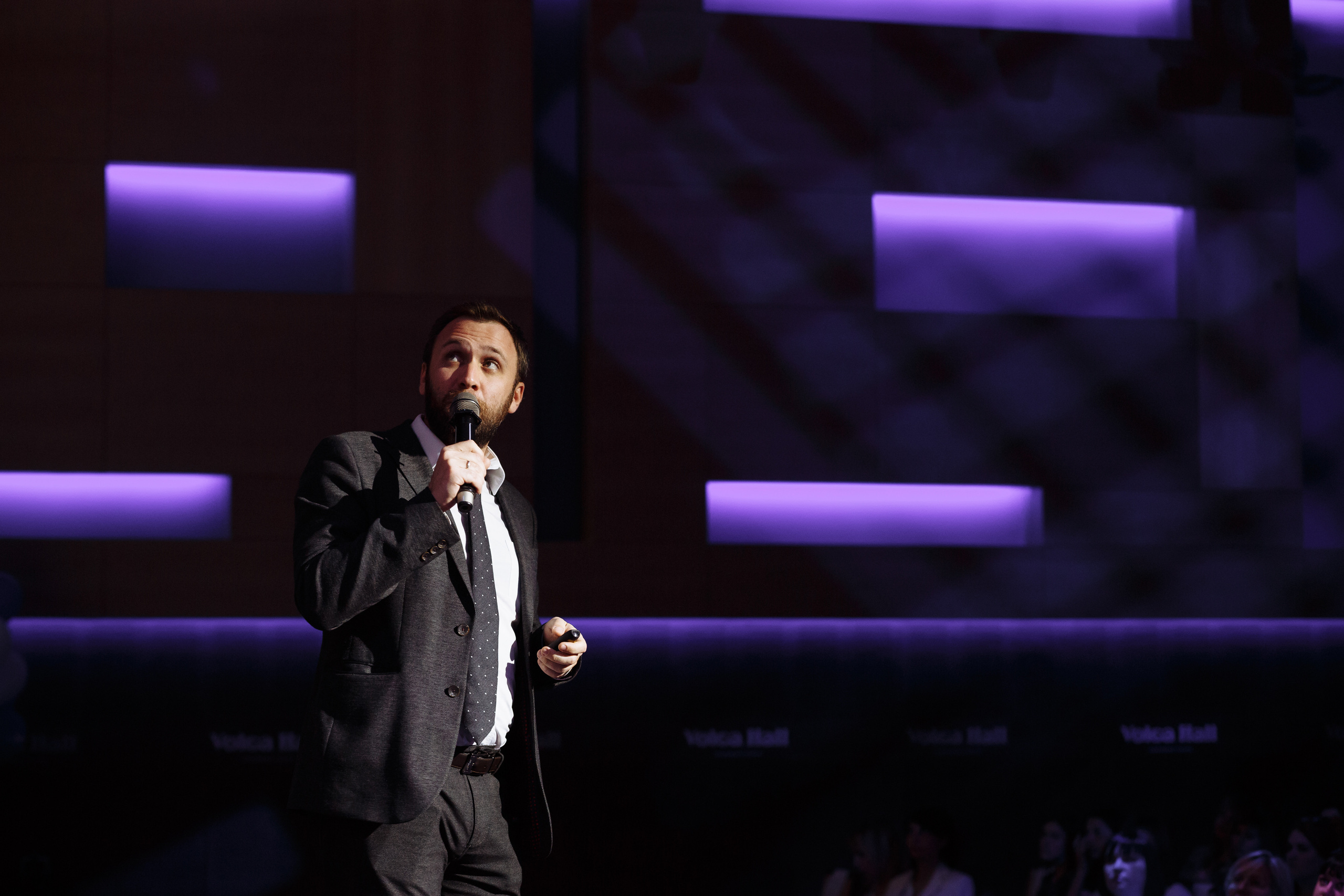 Мир оптики. Конференция в Volga hall. Свадебный и репортажный фотограф в Волгограде Антон Сидоренко