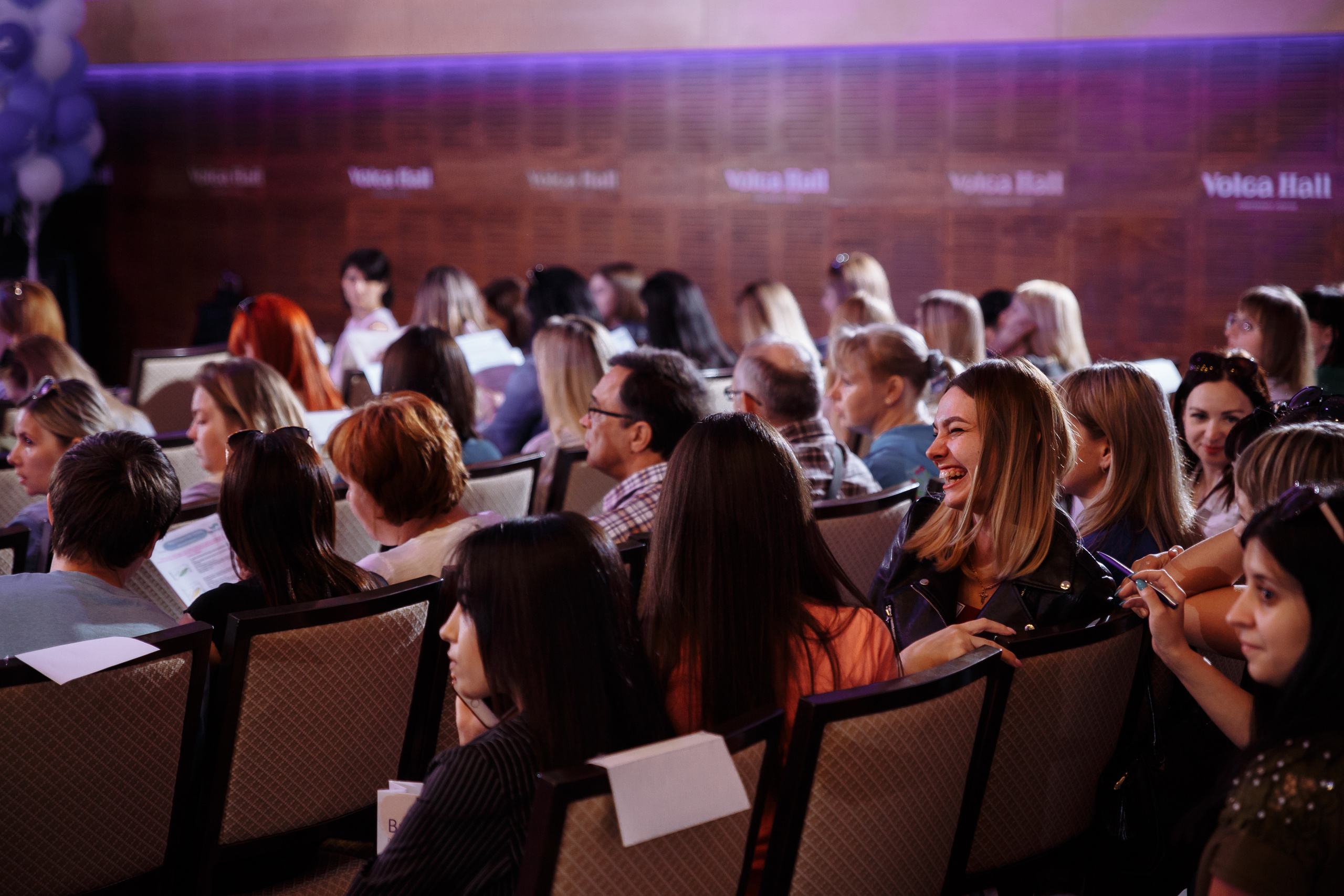 Мир оптики. Конференция в Volga hall. Свадебный и репортажный фотограф в Волгограде Антон Сидоренко