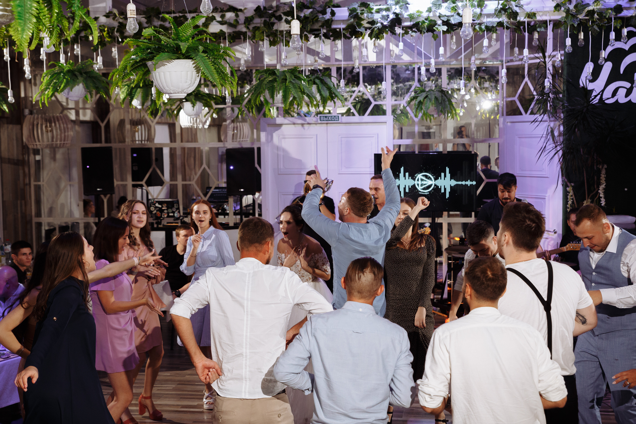 Илья и Виктория. Свадебный и репортажный фотограф в Волгограде Антон Сидоренко