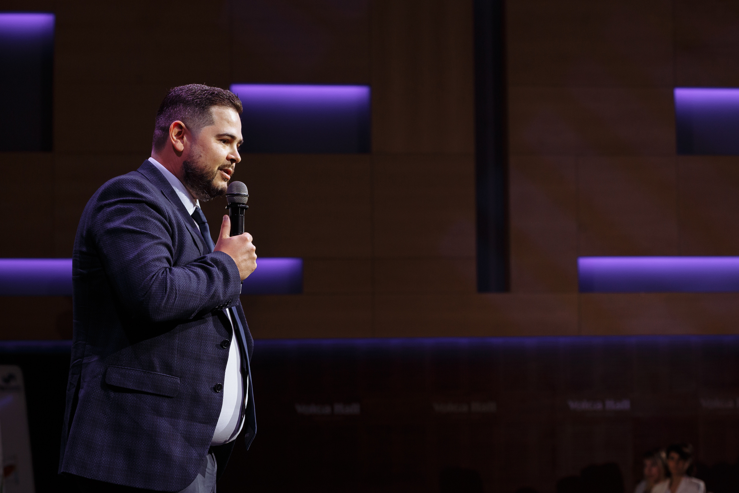 Мир оптики. Конференция в Volga hall. Свадебный и репортажный фотограф в Волгограде Антон Сидоренко