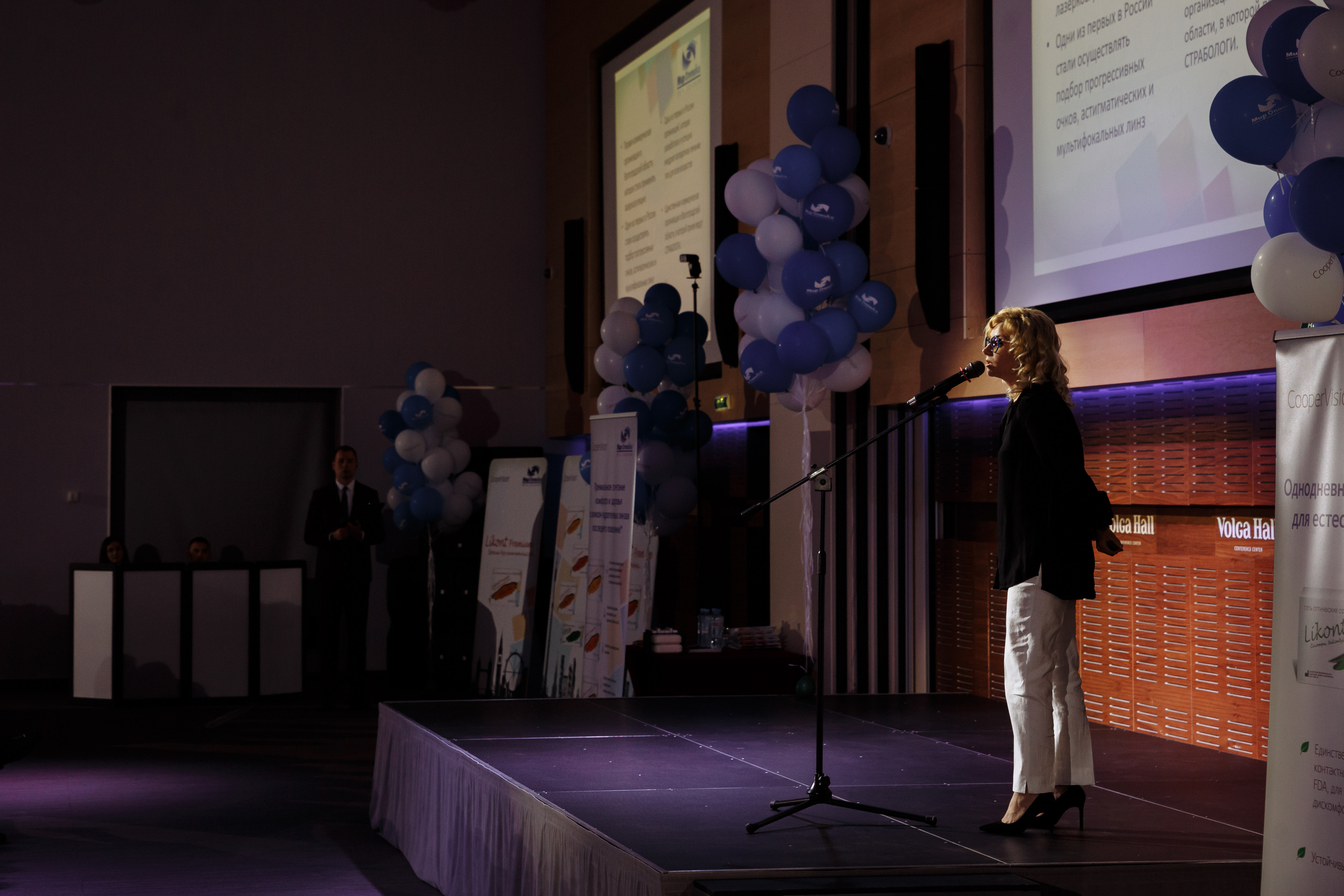 Мир оптики. Конференция в Volga hall. Свадебный и репортажный фотограф в Волгограде Антон Сидоренко