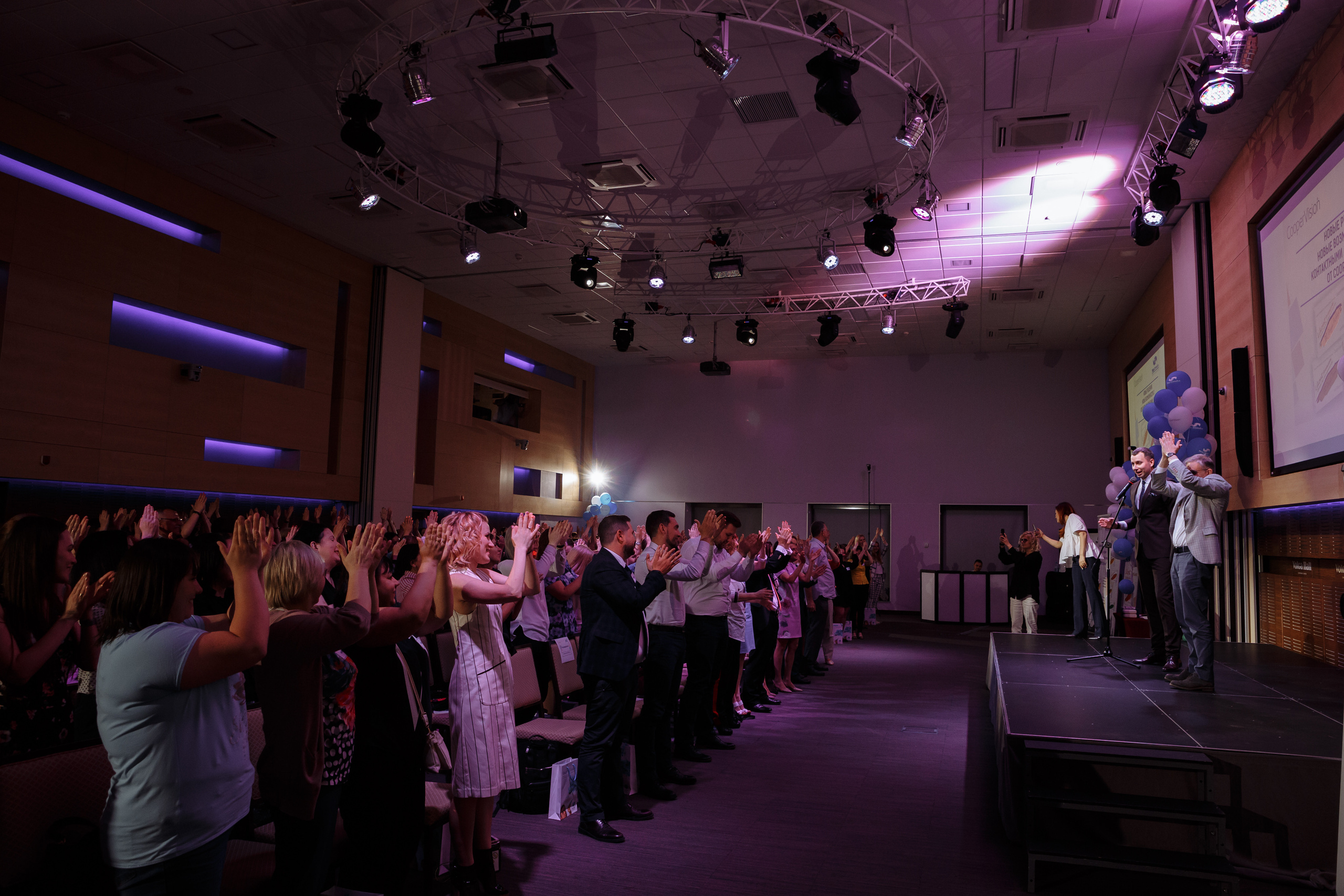 Мир оптики. Конференция в Volga hall. Свадебный и репортажный фотограф в Волгограде Антон Сидоренко