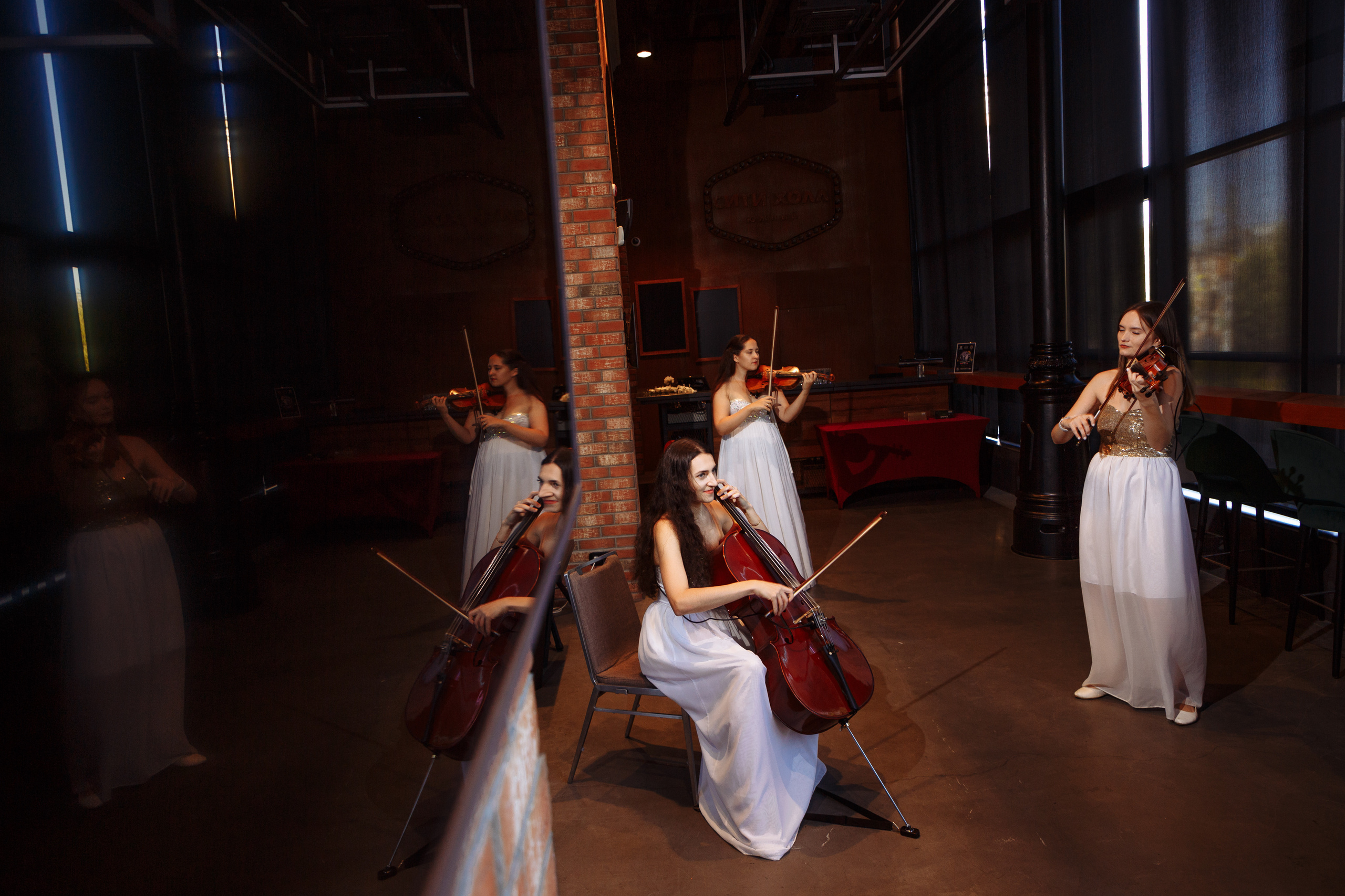 Андрей и Виктория. Свадебный и репортажный фотограф в Волгограде Антон Сидоренко