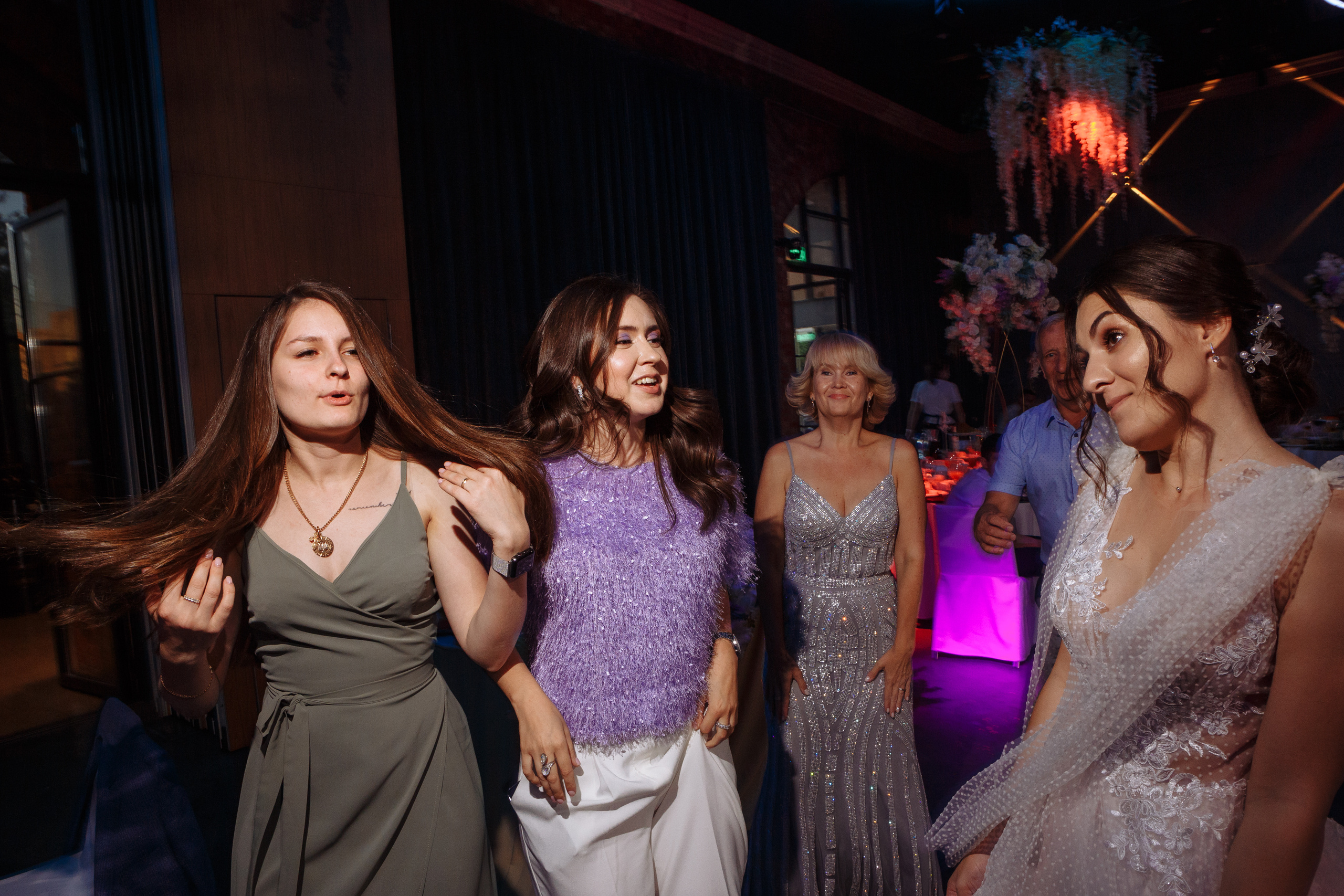 Андрей и Виктория. Свадебный и репортажный фотограф в Волгограде Антон Сидоренко