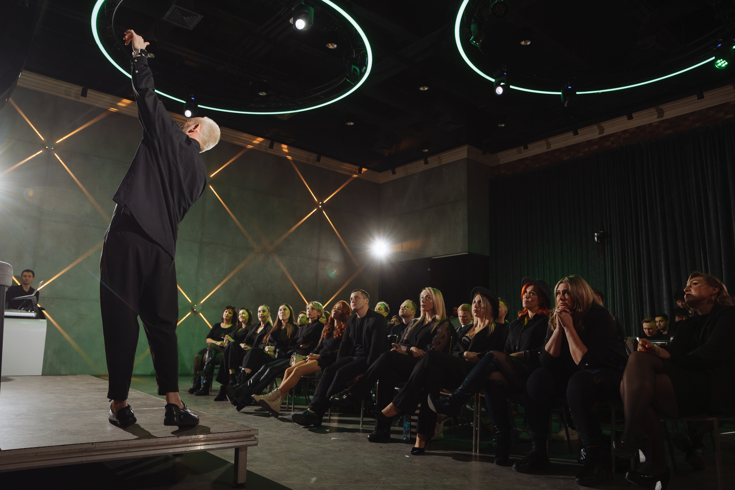 Провинциалы. Форум для ведущих. Свадебный и репортажный фотограф в Волгограде Антон Сидоренко