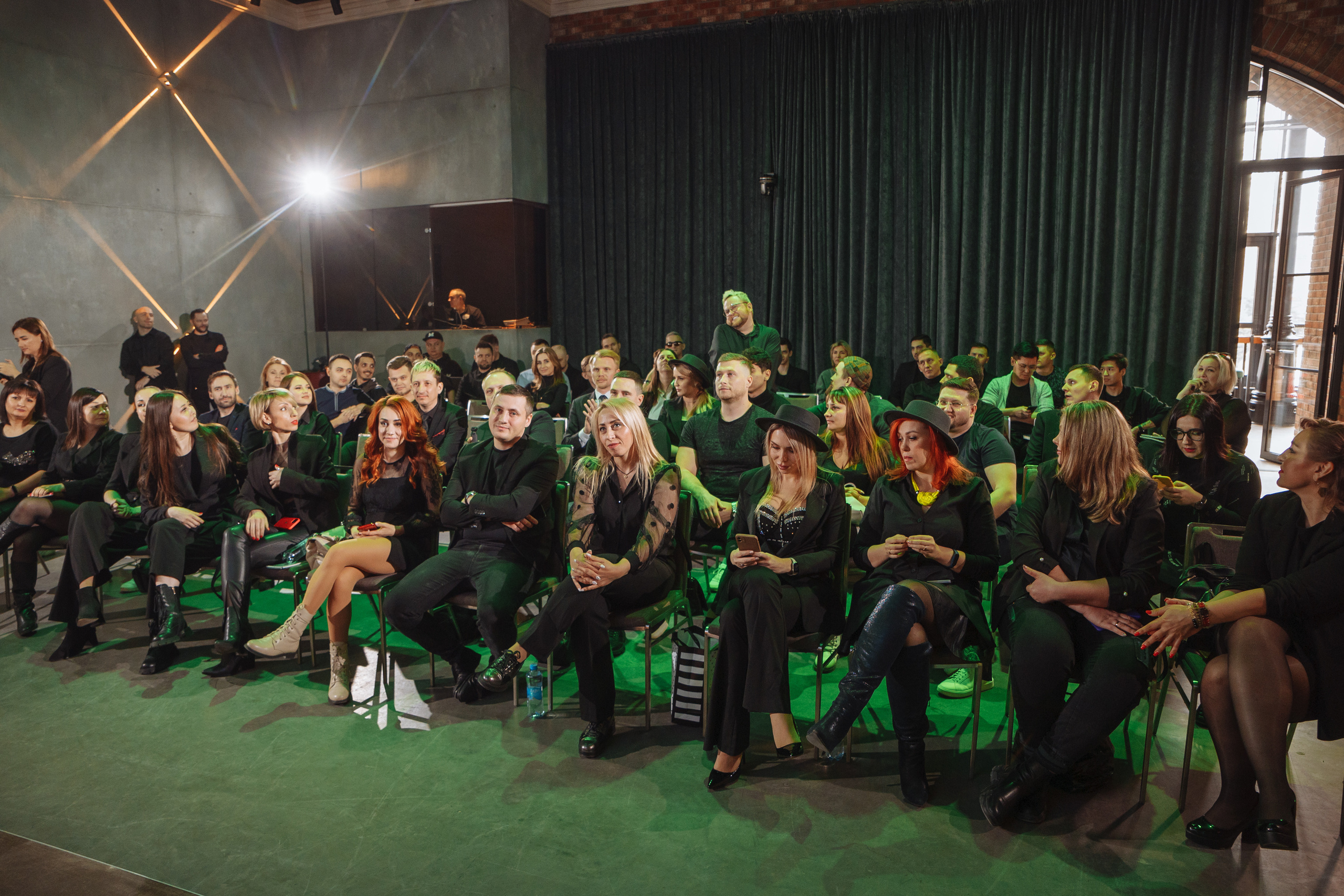 Провинциалы. Форум для ведущих. Свадебный и репортажный фотограф в Волгограде Антон Сидоренко