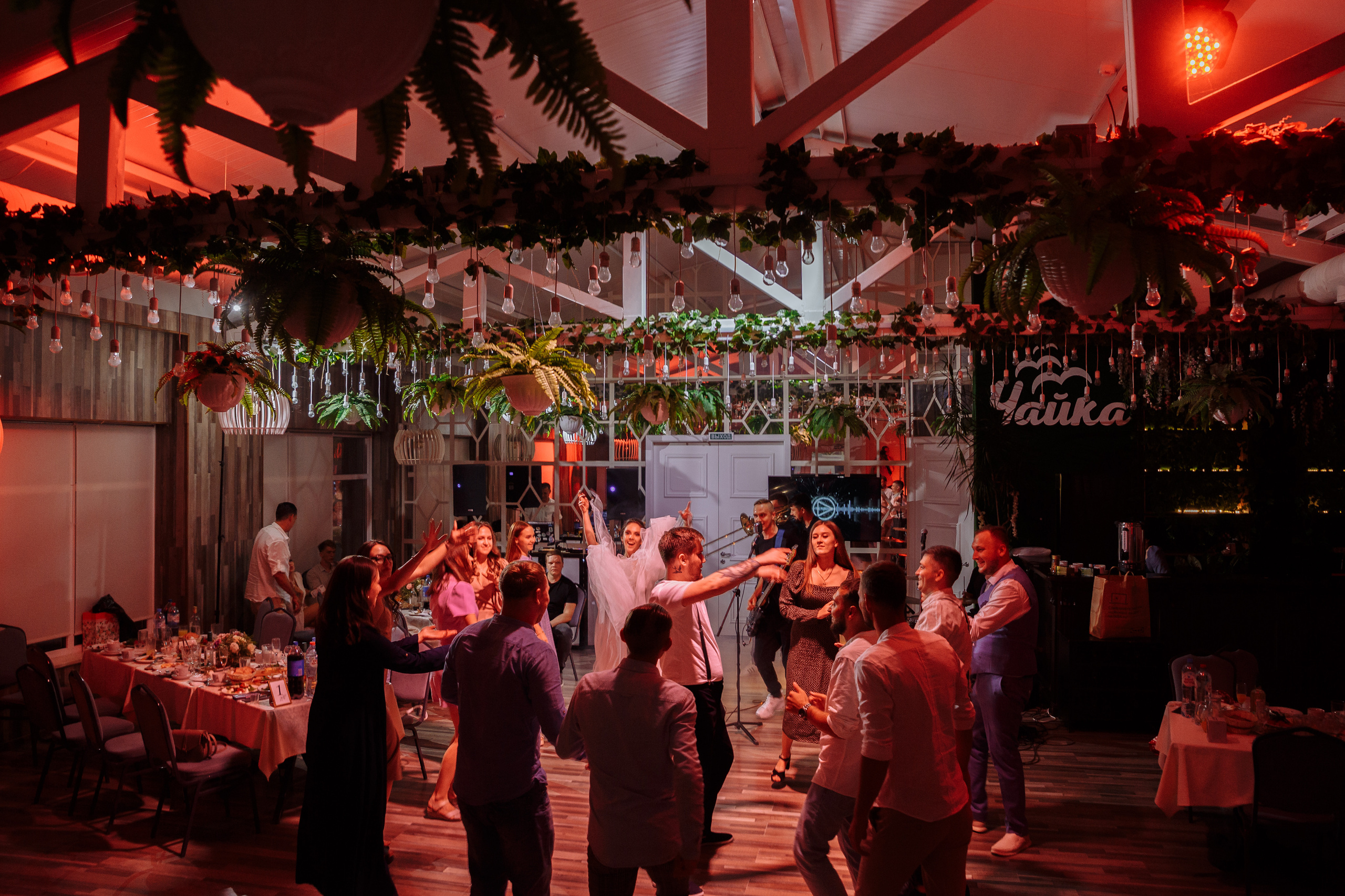 Илья и Виктория. Свадебный и репортажный фотограф в Волгограде Антон Сидоренко