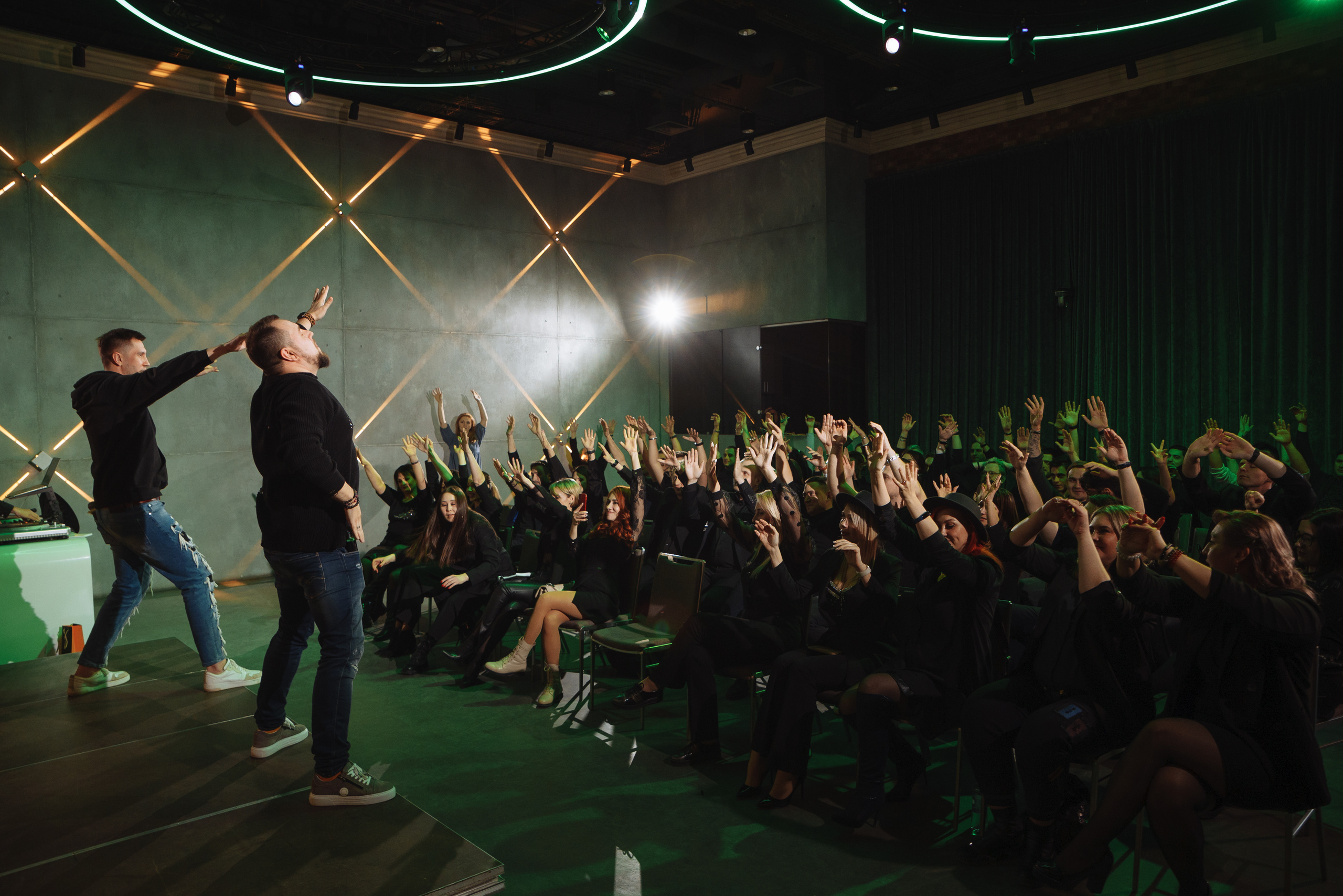 Провинциалы. Форум для ведущих. Свадебный и репортажный фотограф в Волгограде Антон Сидоренко