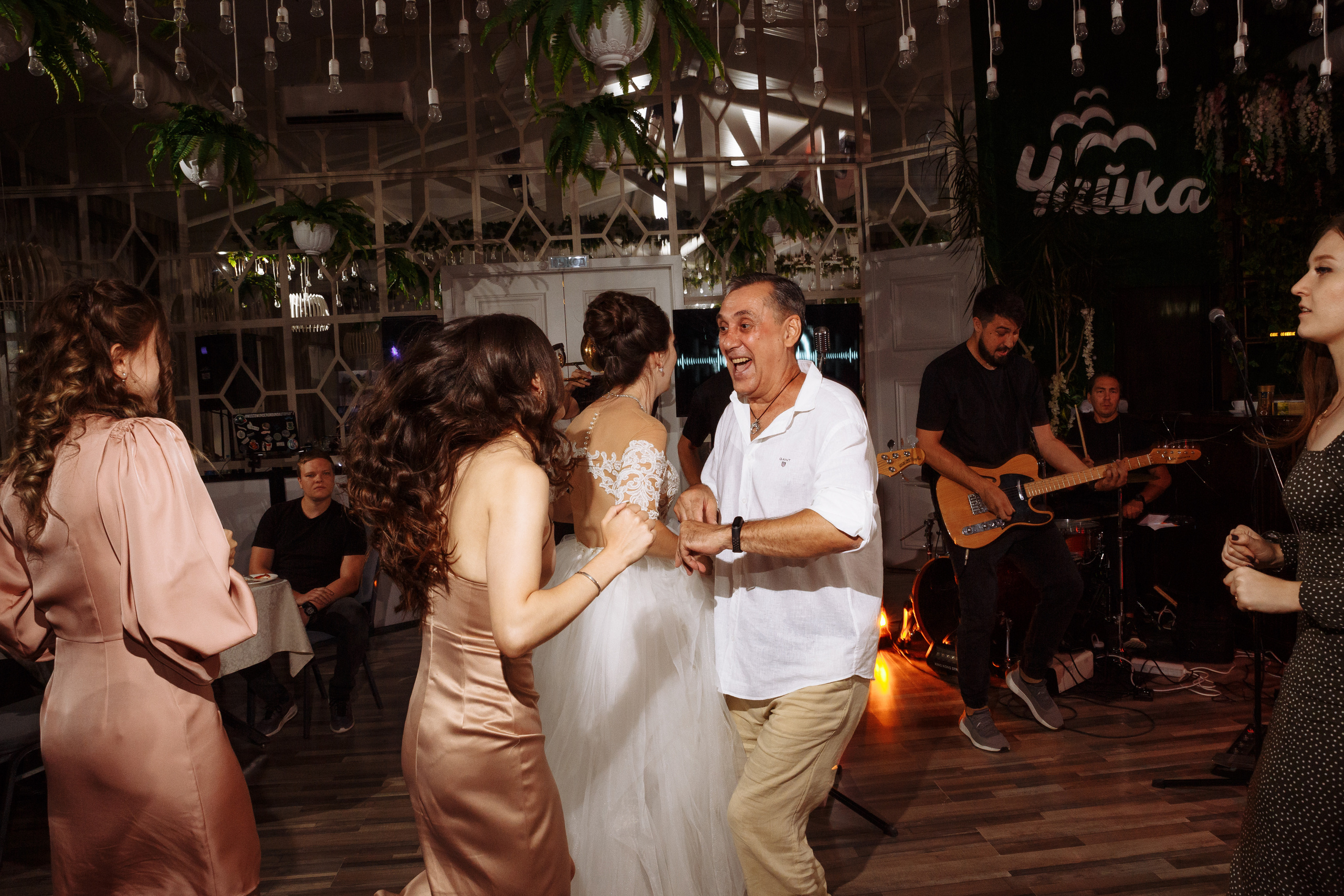 Илья и Виктория. Свадебный и репортажный фотограф в Волгограде Антон Сидоренко