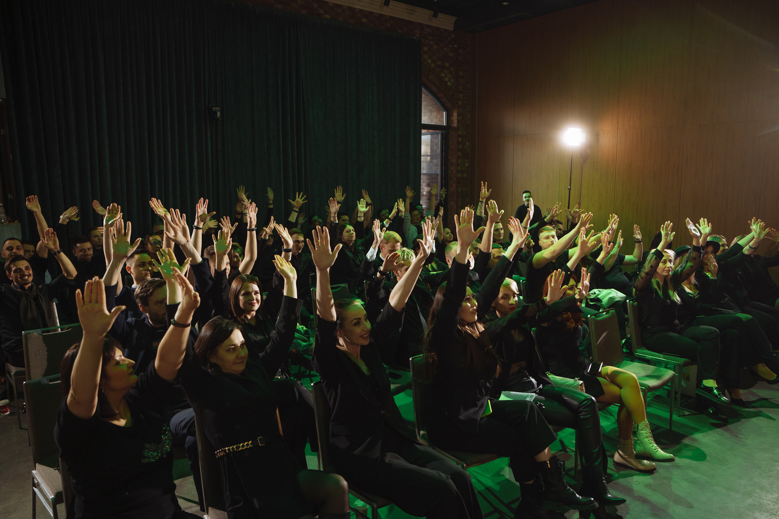 Провинциалы. Форум для ведущих. Свадебный и репортажный фотограф в Волгограде Антон Сидоренко