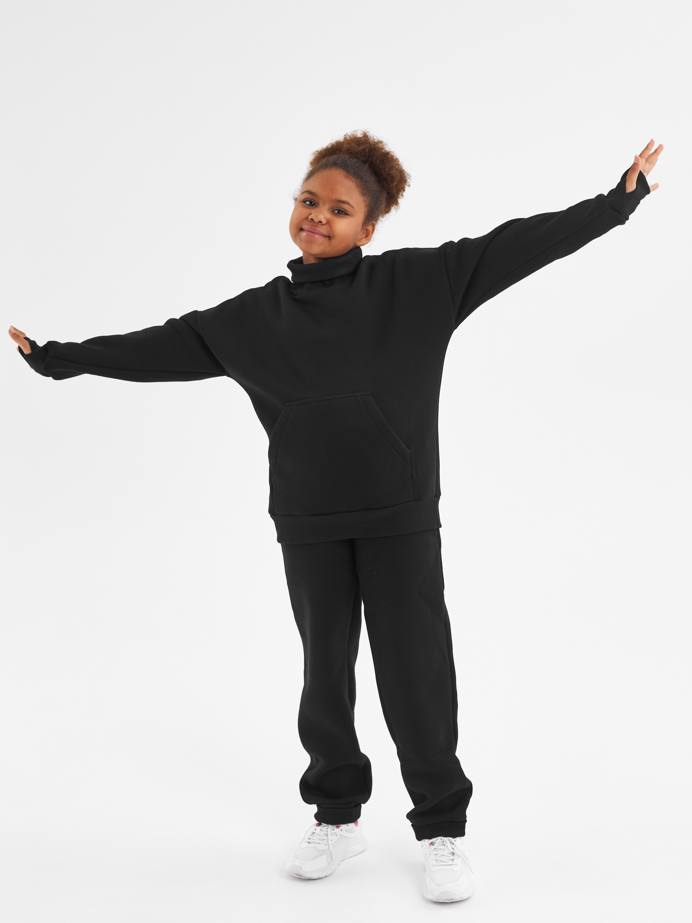 Фотосъемка детских теплых костюмов Екатеринбург Wildberries ВБ Ozon Озон фотосессия детей Екб заказать цена фотосъемка товара WB флис дети. Фотограф Екатеринбург Анастасия Жерновская | Маркетплейсы и нейрофото