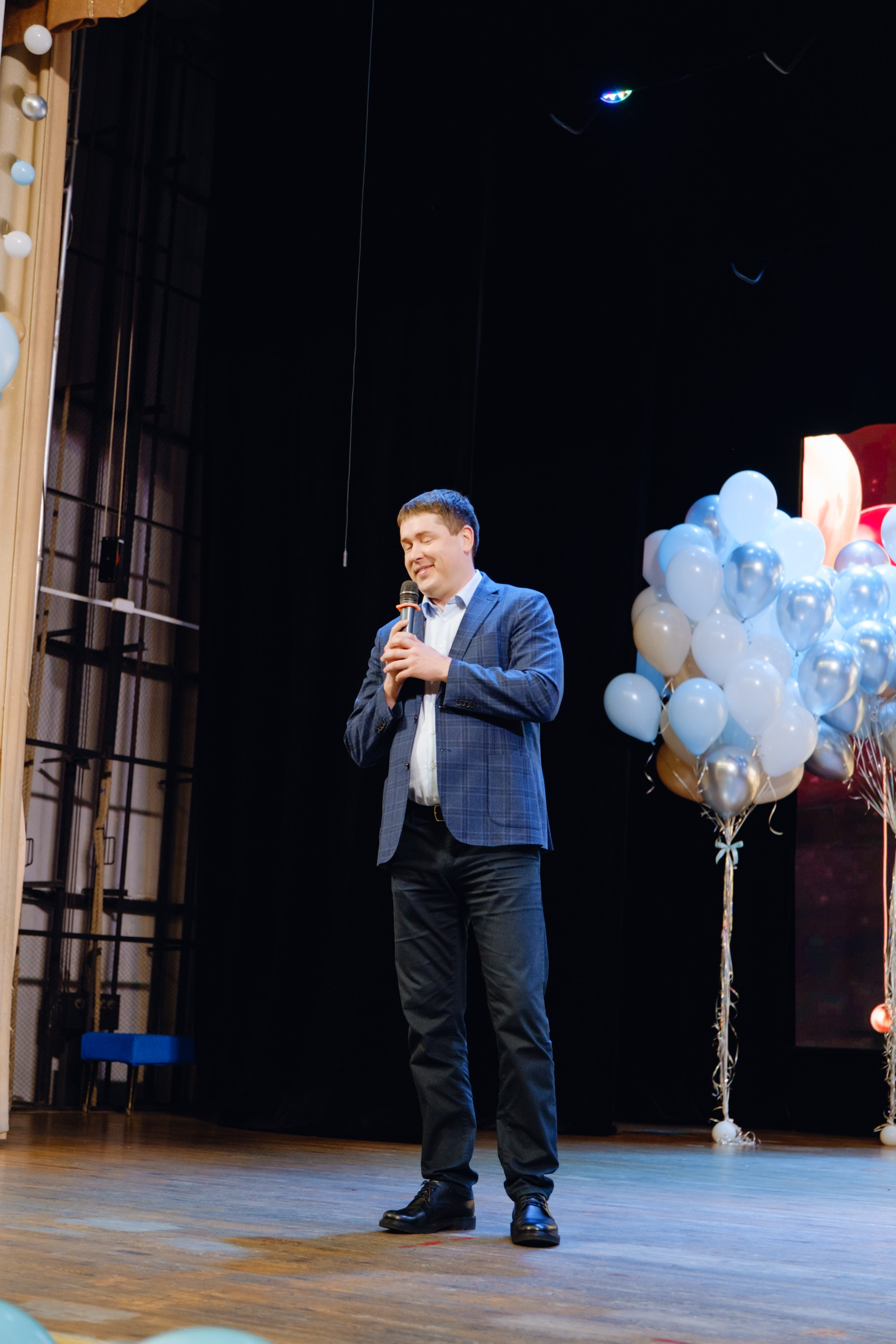 Последний звонок 11 класс. Фотограф Софья Володкина